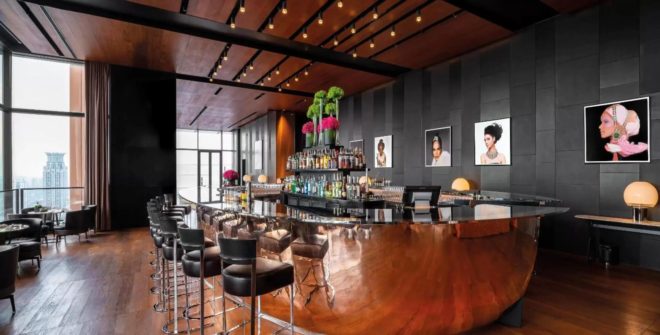 Restaurant/places to eat, Lounge/Bar in Bulgari Hotel Shanghai
