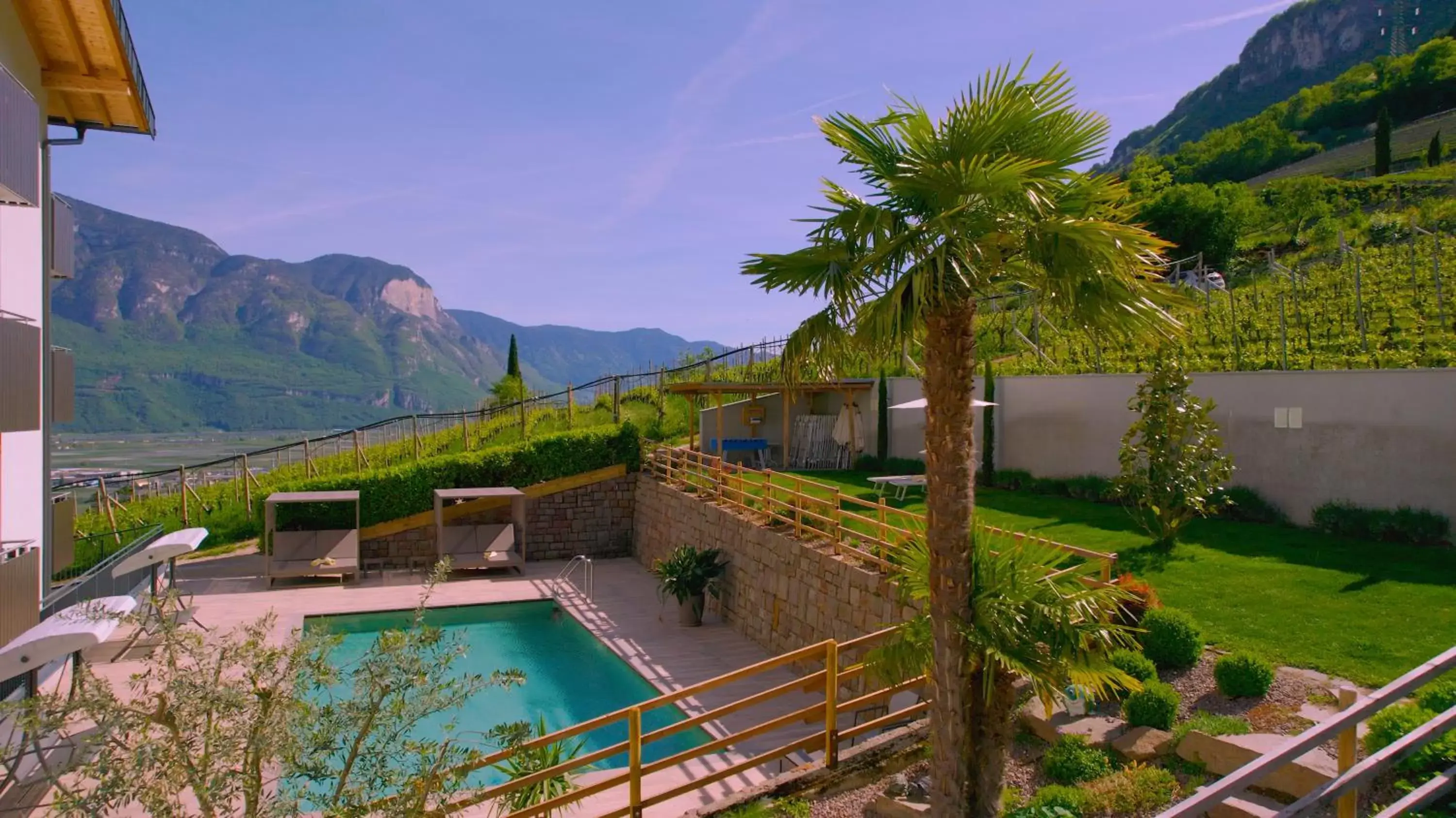 Swimming pool, Pool View in Residence Garni Hotel Vineus