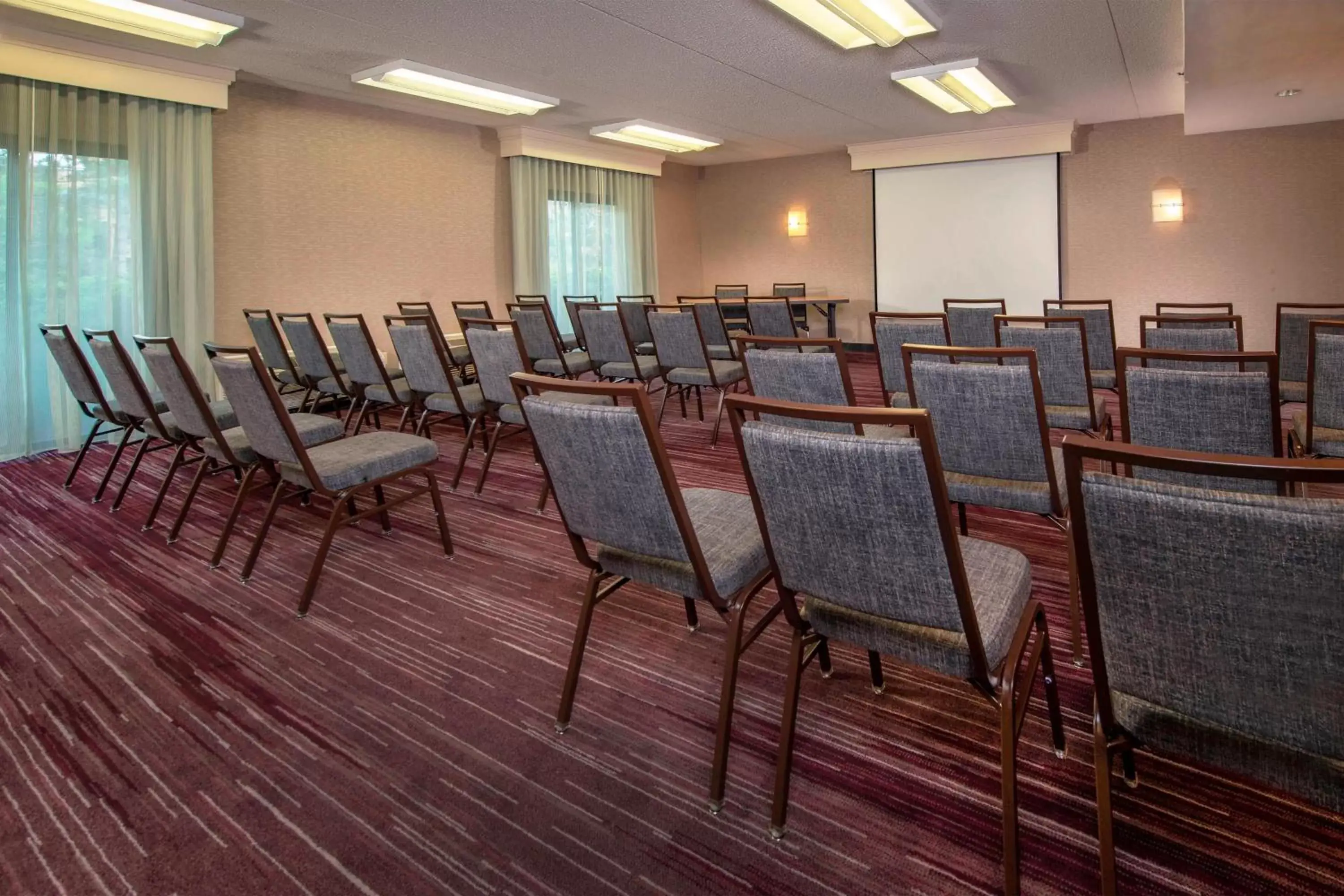 Meeting/conference room in Courtyard by Marriott Rockville