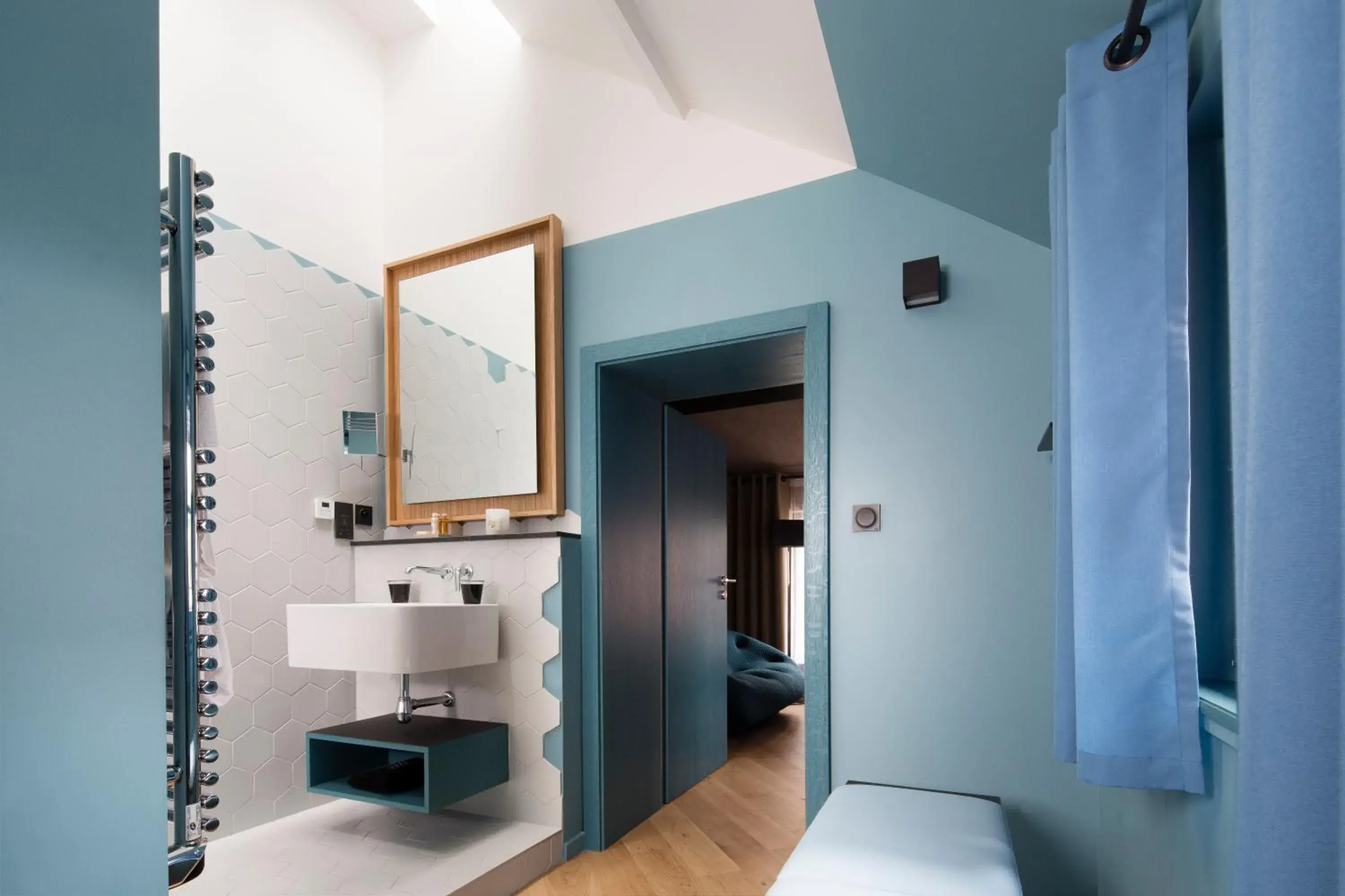 Bathroom in Hotel Le Colombier Suites
