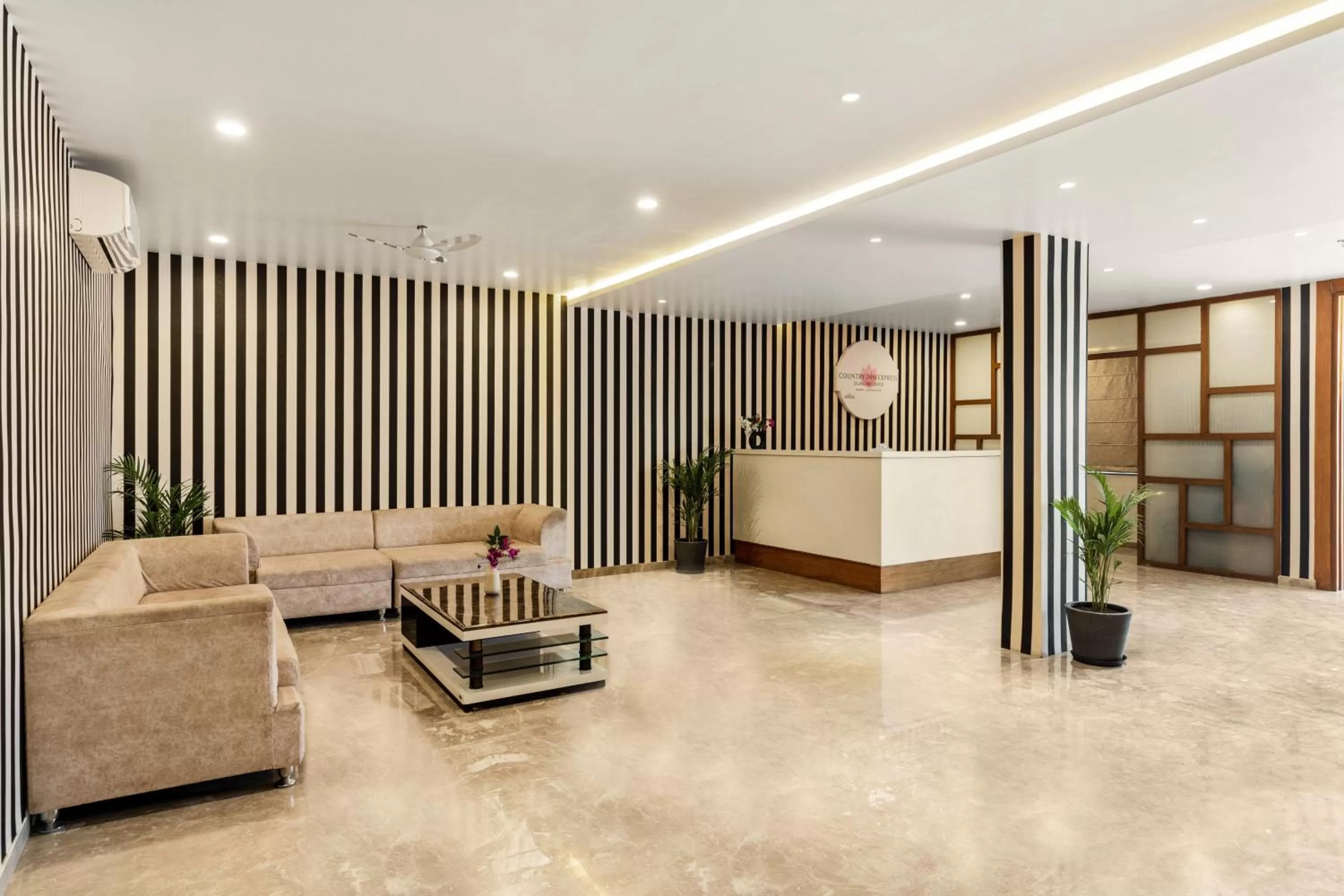 Lobby or reception, Lobby/Reception in Seasons A Boutique Hotel