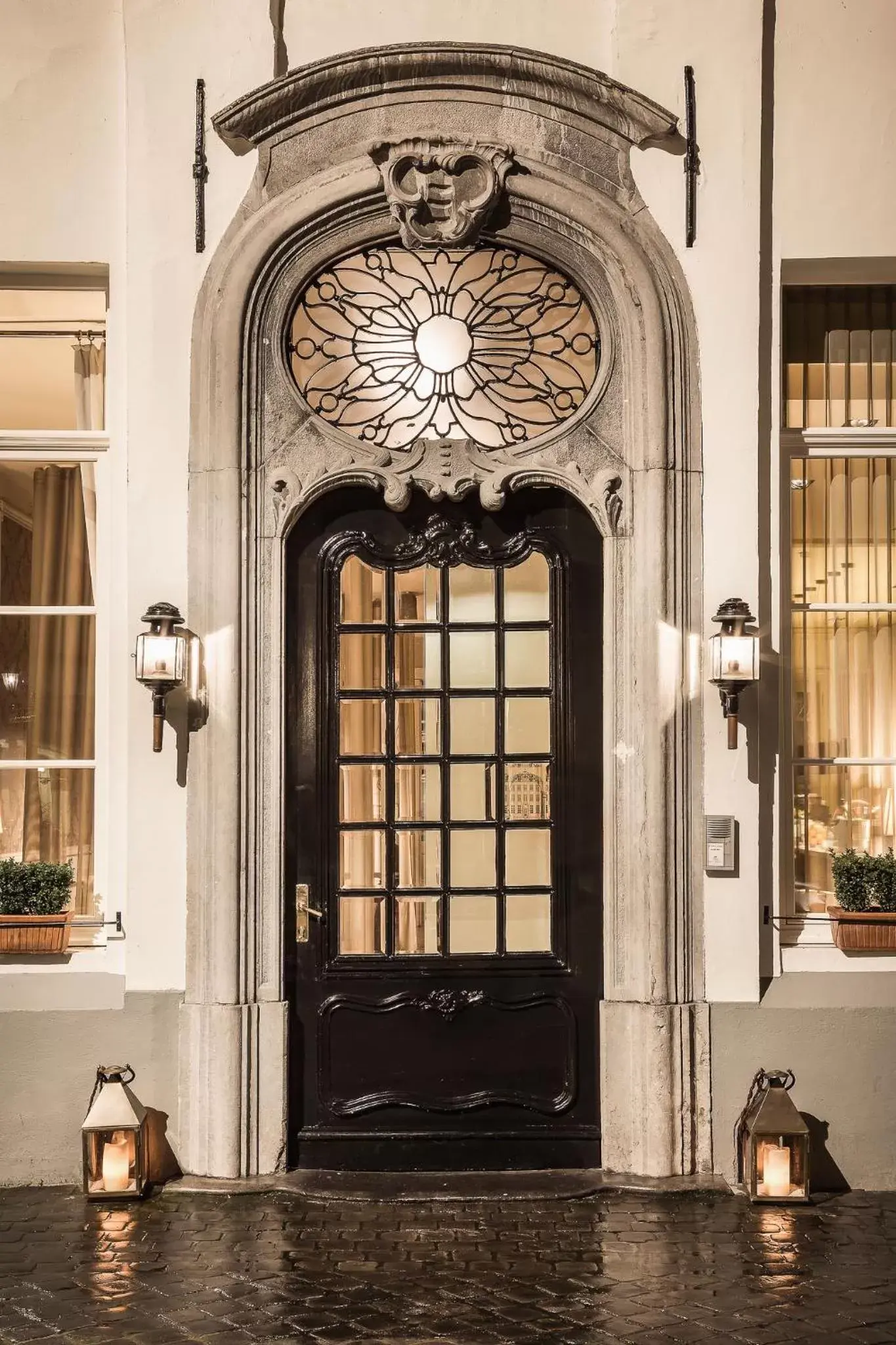 Property building in Hotel Navarra Brugge Property building in Hotel Navarra Brugge