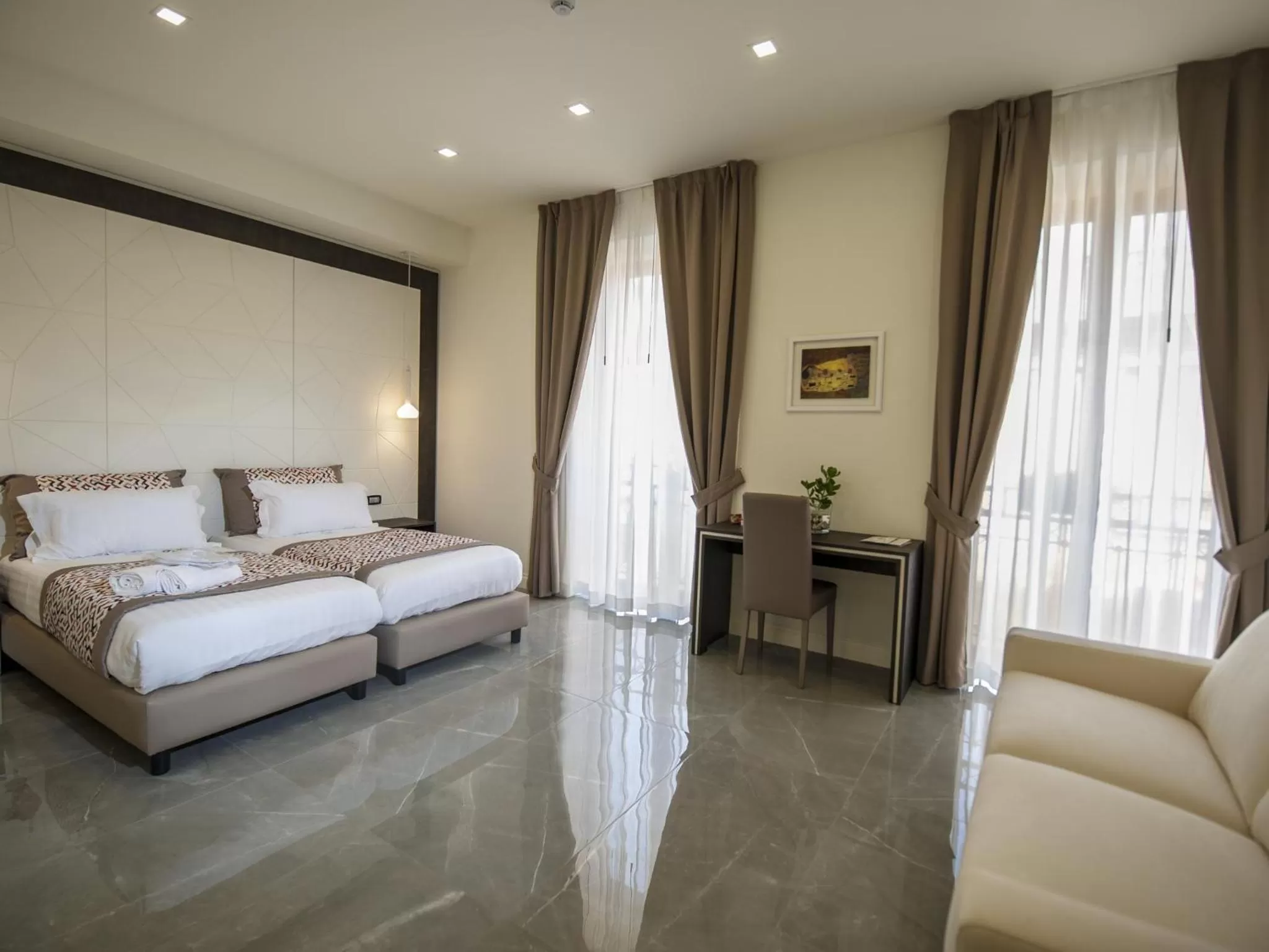 Photo of the whole room, Bed in Palazzo Firenze