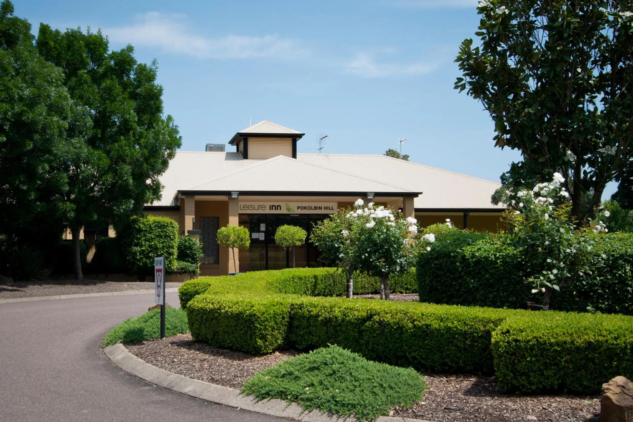 Facade/entrance in Leisure Inn Pokolbin Hill