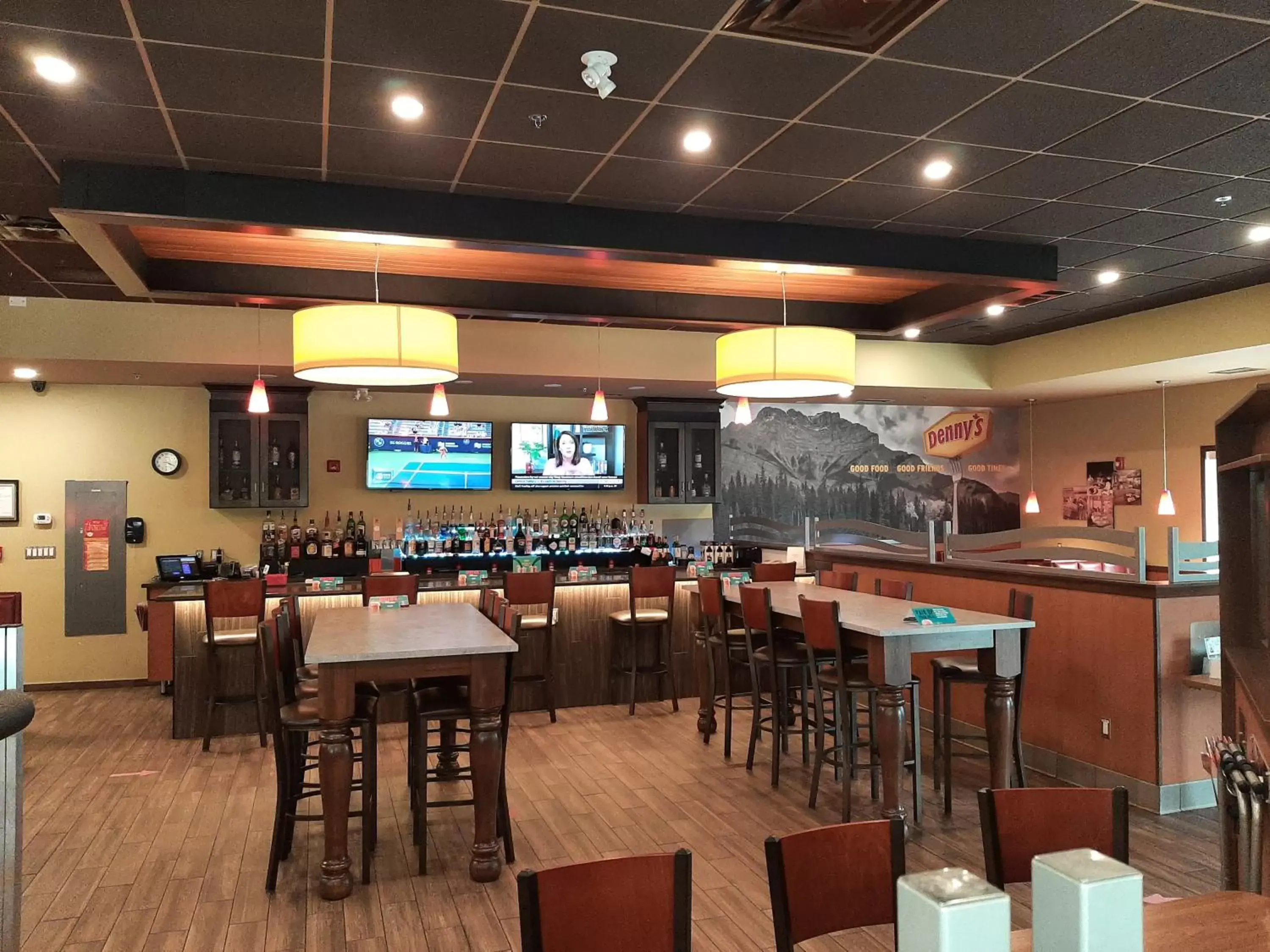Restaurant/Places to Eat in Best Western Plus Chateau Fort St. John