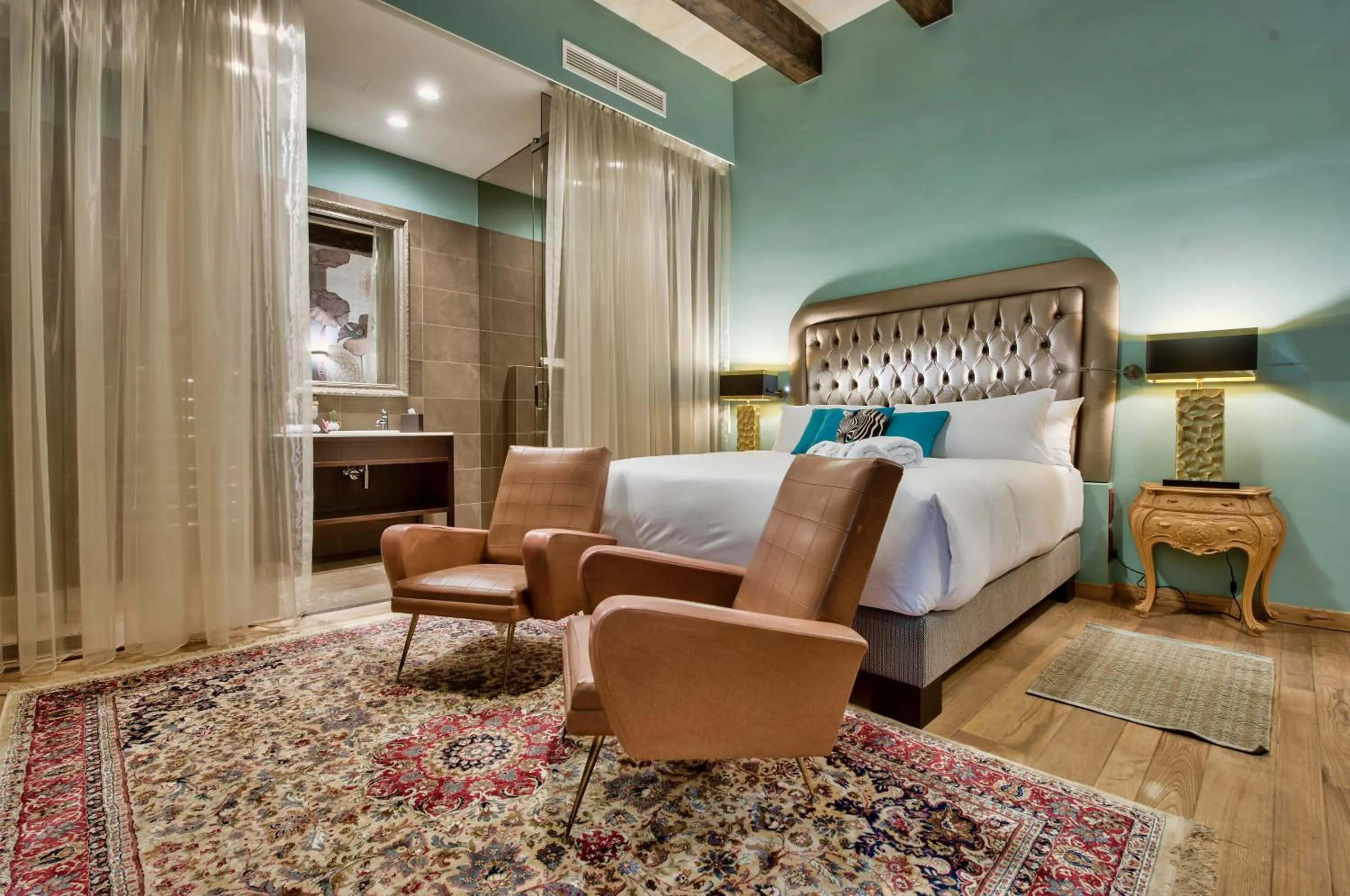 Photo of the whole room, Bed in Palazzo Consiglia - IK Collection