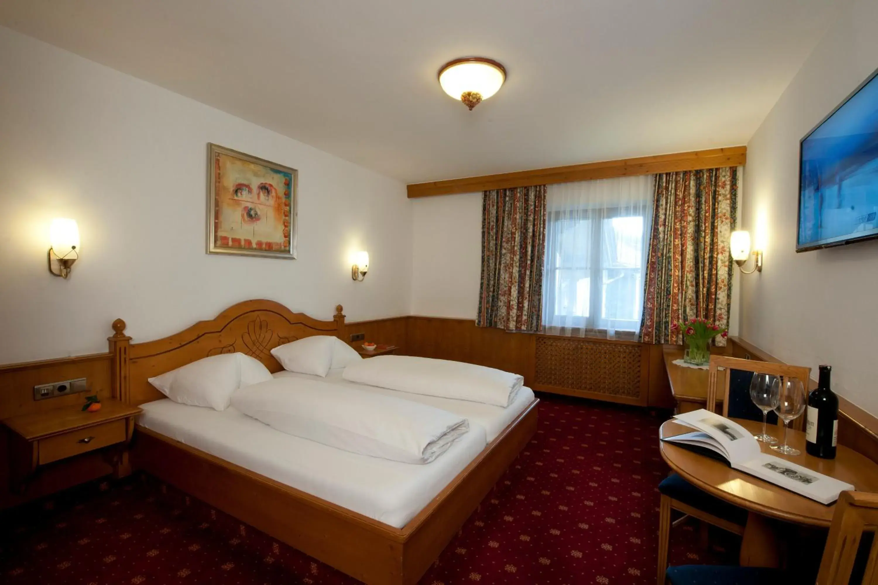 Photo of the whole room, Bed in Hotel Bierwirt GmbH