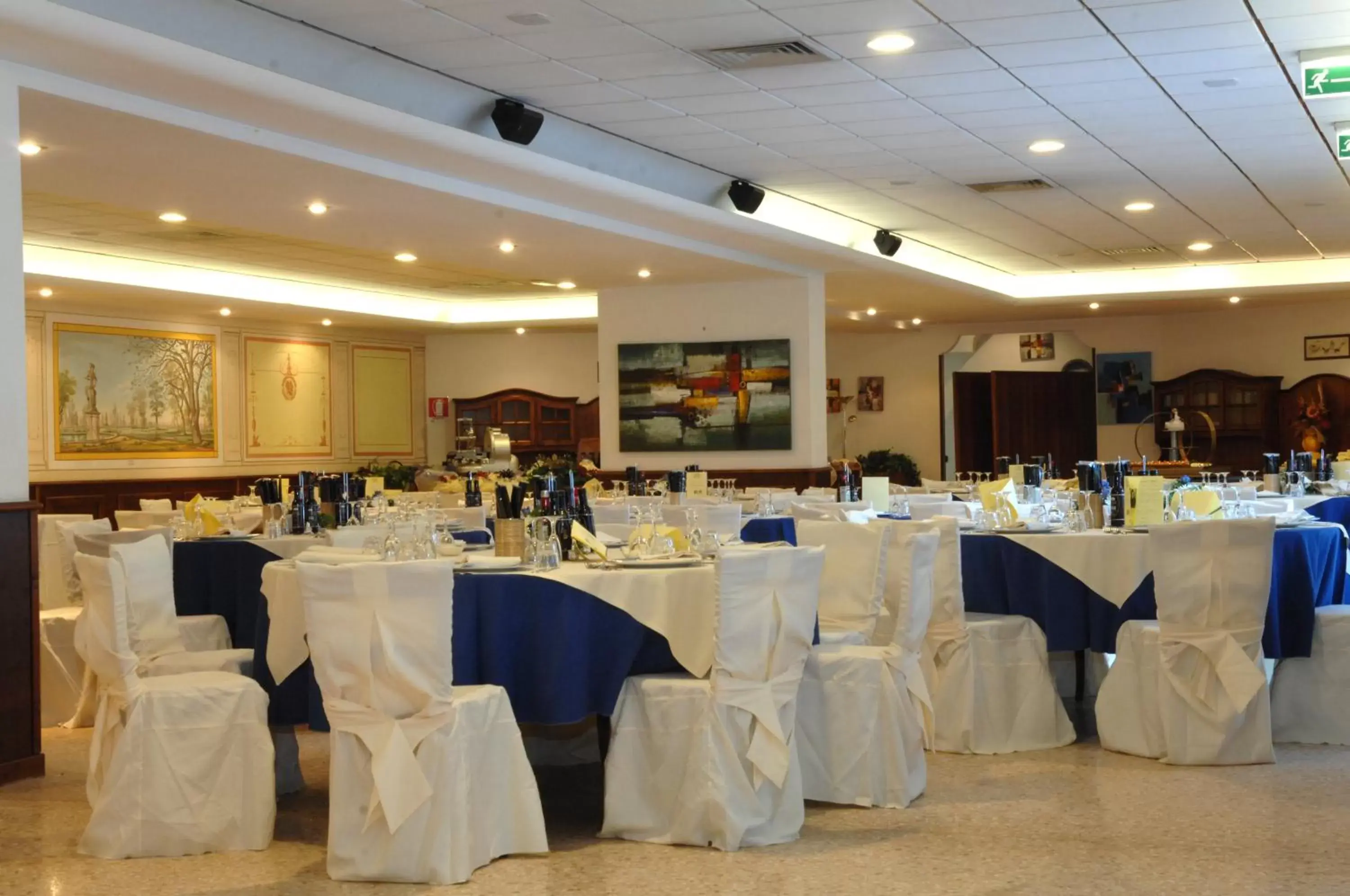 Restaurant/places to eat, Banquet Facilities in Hotel Scaldaferro