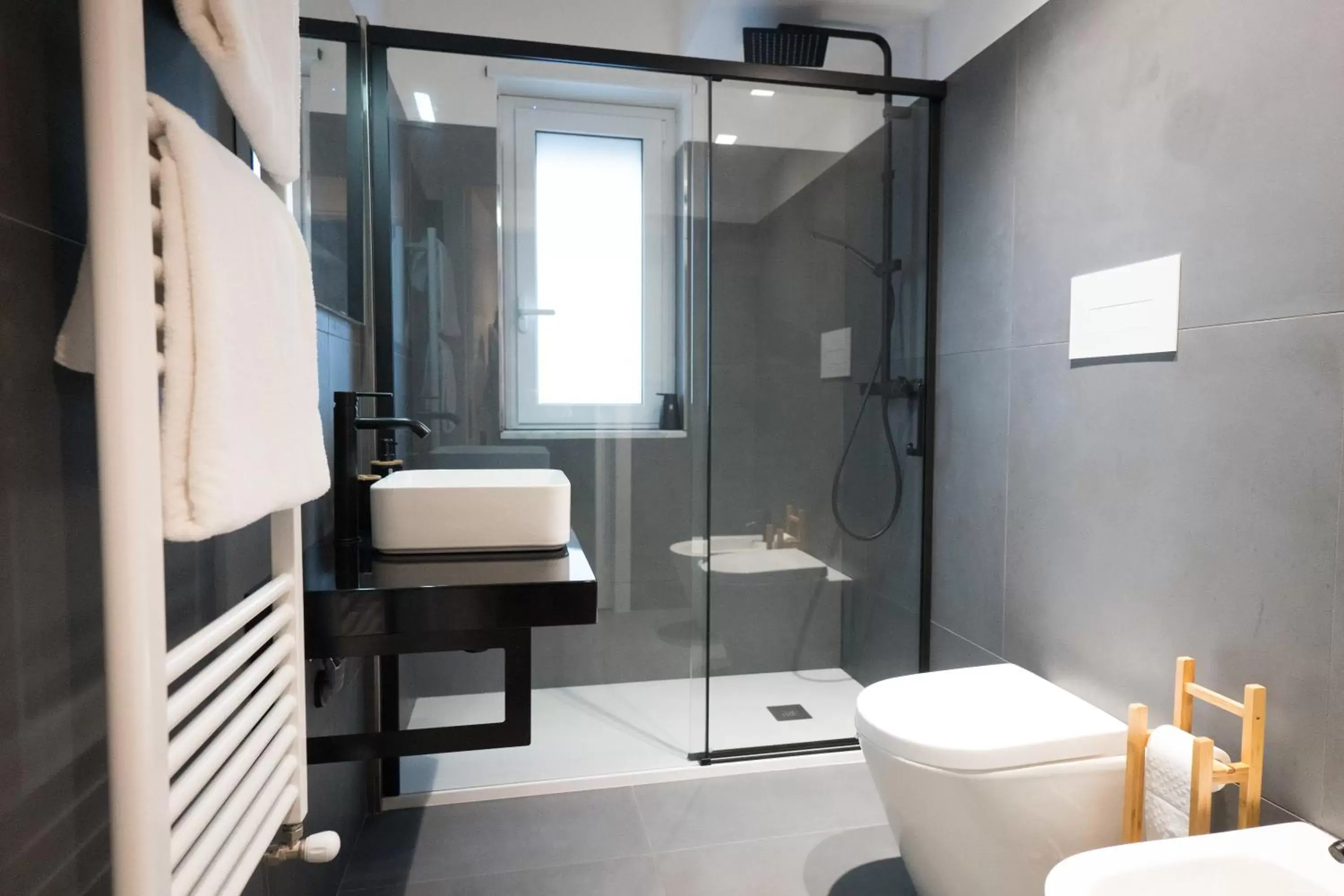 Bathroom in Oktò apartments Milazzo