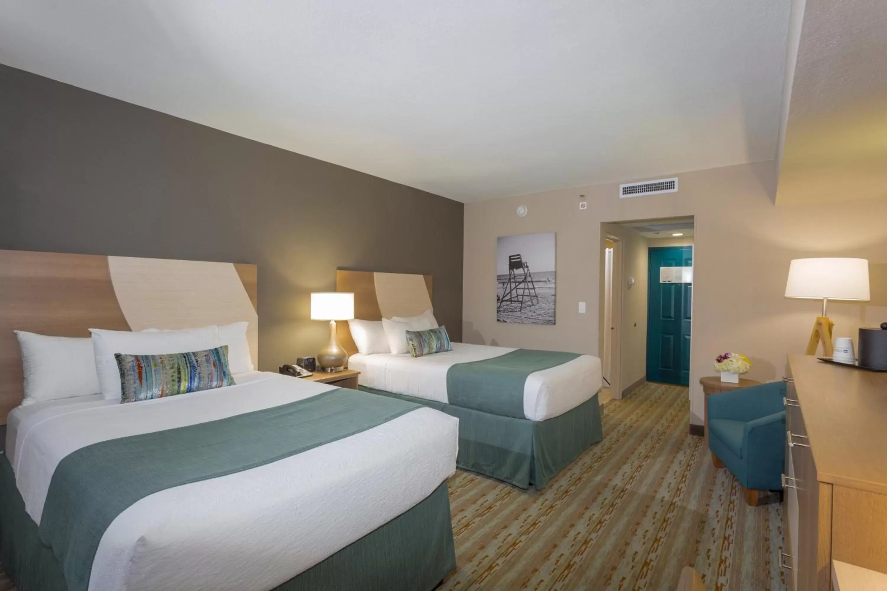 Bedroom in Best Western Plus Atlantic Beach Resort