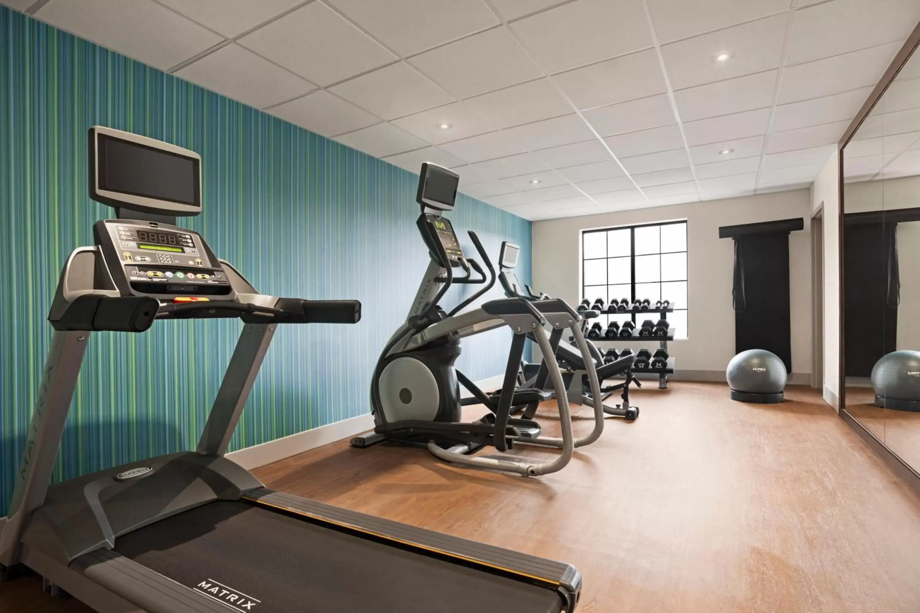 Spa and wellness centre/facilities, Fitness Center/Facilities in Holiday Inn Express Hotel & Suites Durant, an IHG Hotel