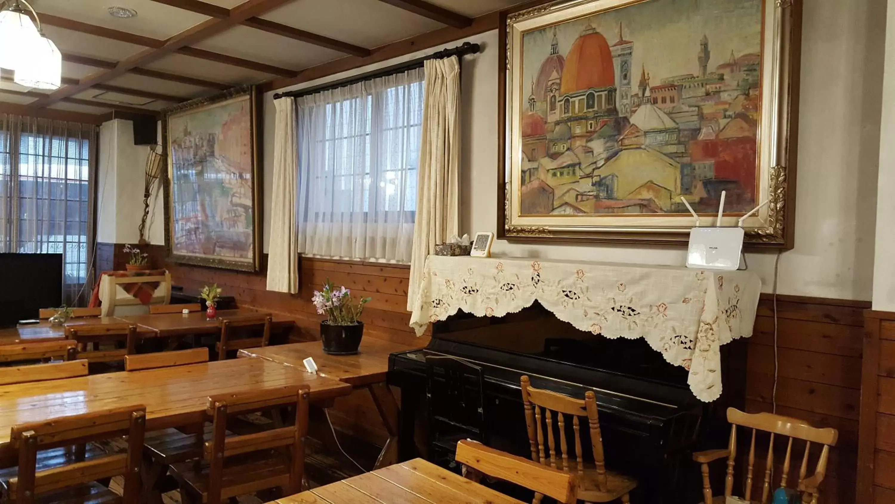 Restaurant/Places to Eat in Pension Baden Heim