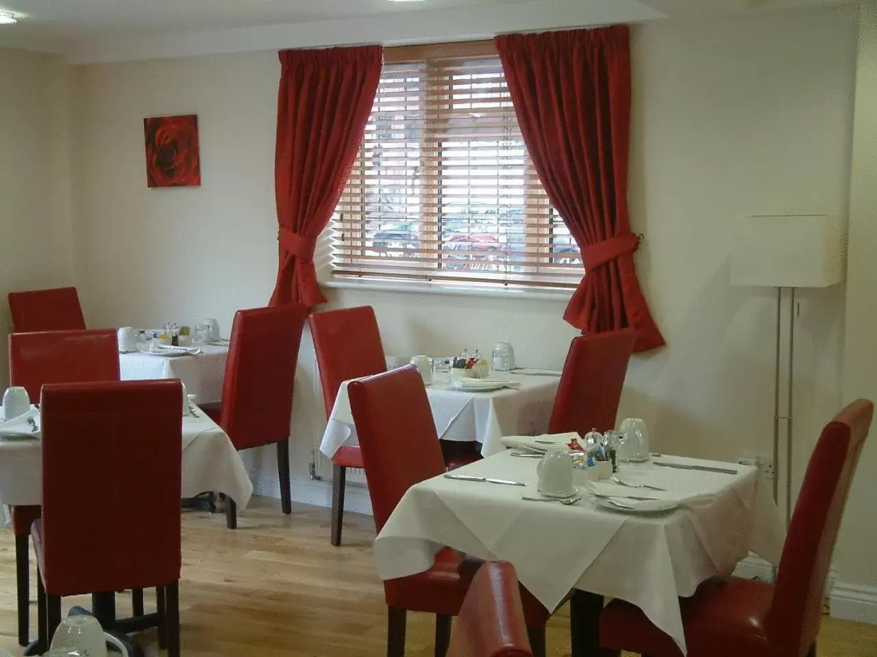 Restaurant/places to eat in Springfields Restaurant/places to eat in Springfields