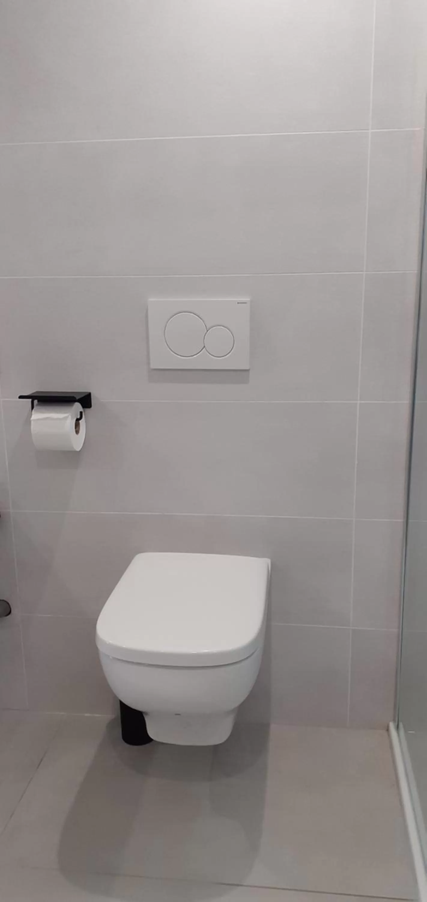 Toilet in Au coucher du lac