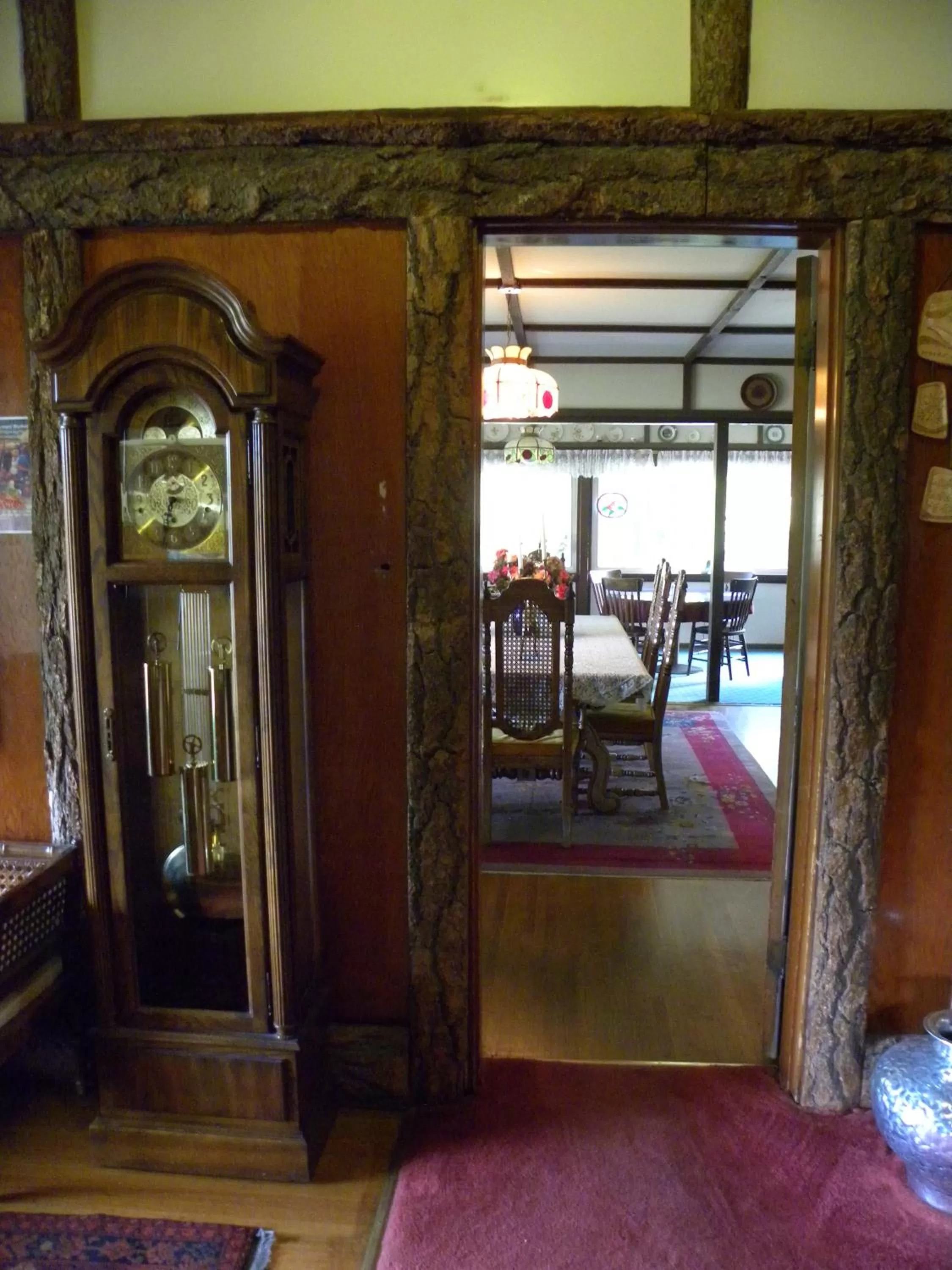 Facade/entrance in Mount Shasta Ranch Bed and Breakfast