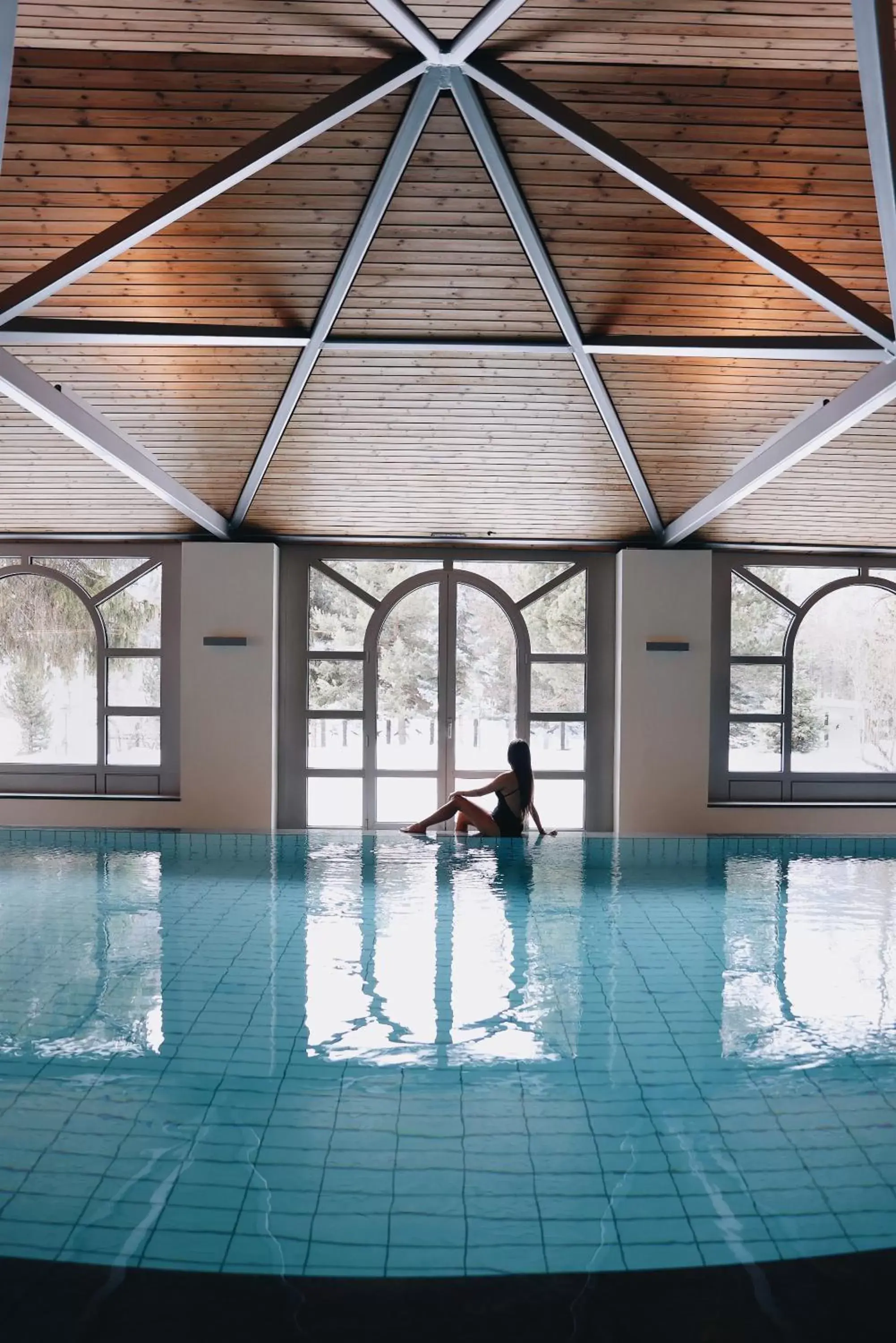 Swimming Pool in Hotel Steinbock Pontresina