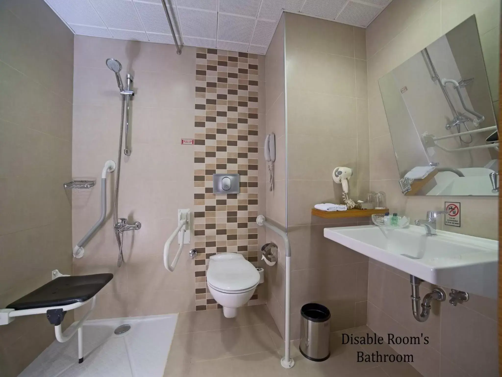 Shower, Bathroom in Radisson Hotel President Old Town Istanbul