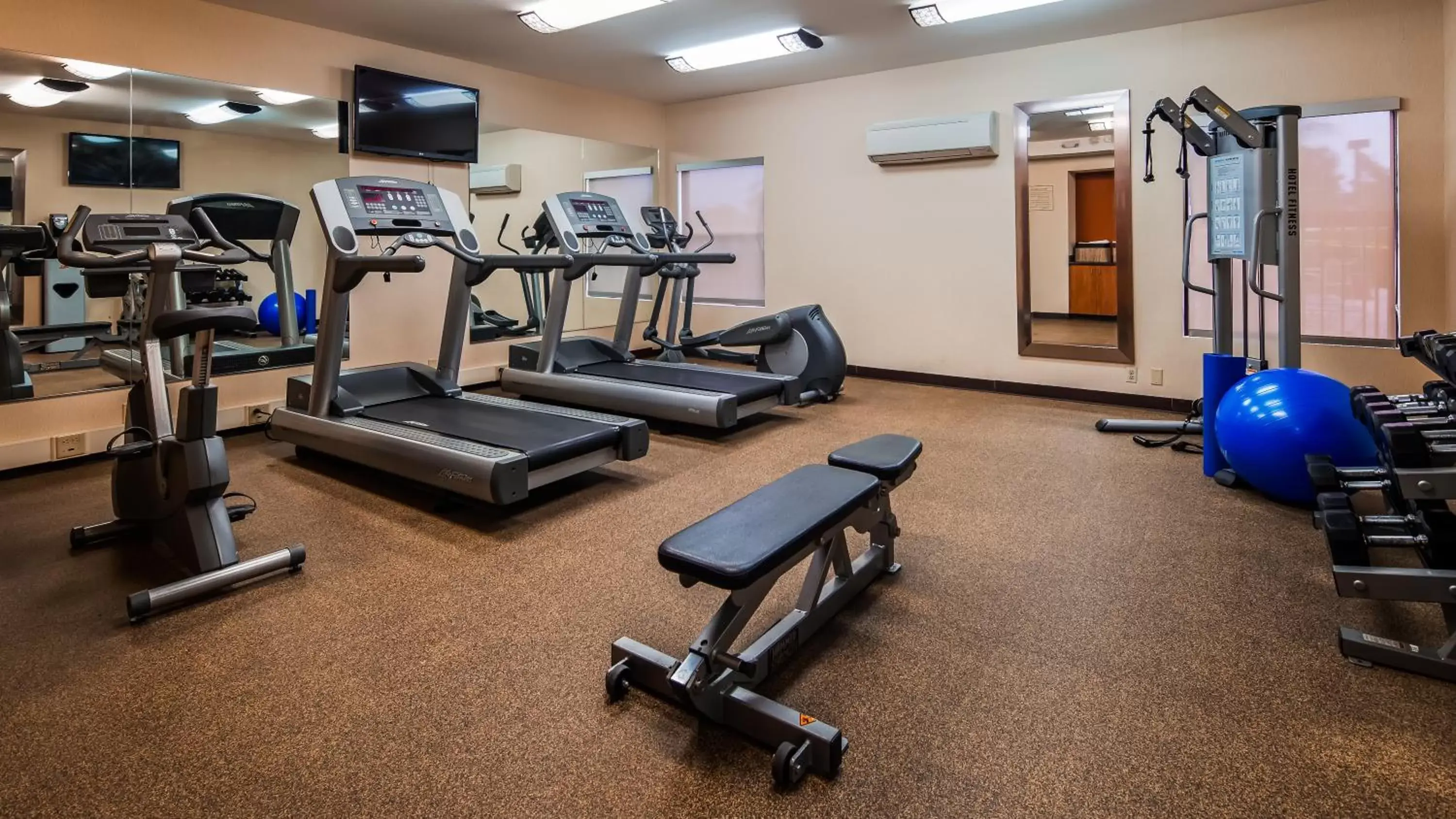Fitness centre/facilities, Fitness Center/Facilities in Best Western Plus Fresno Airport Hotel