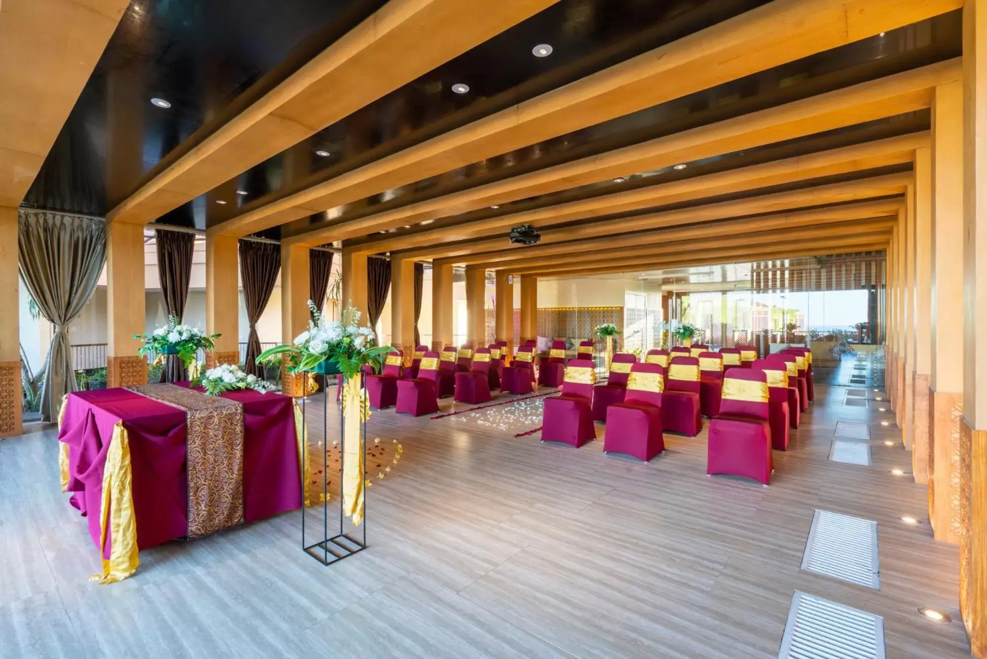 Banquet/Function facilities, Banquet Facilities in Vouk Hotel and Suites