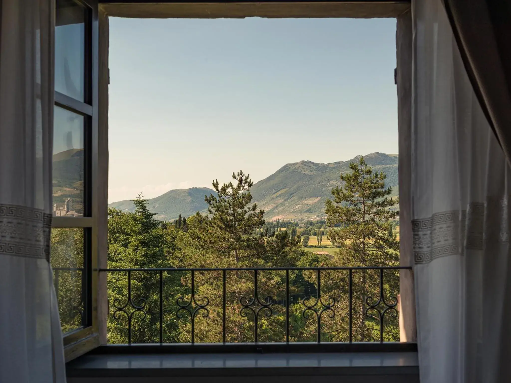 Garden view, Mountain View in Hotel Villa Montegranelli