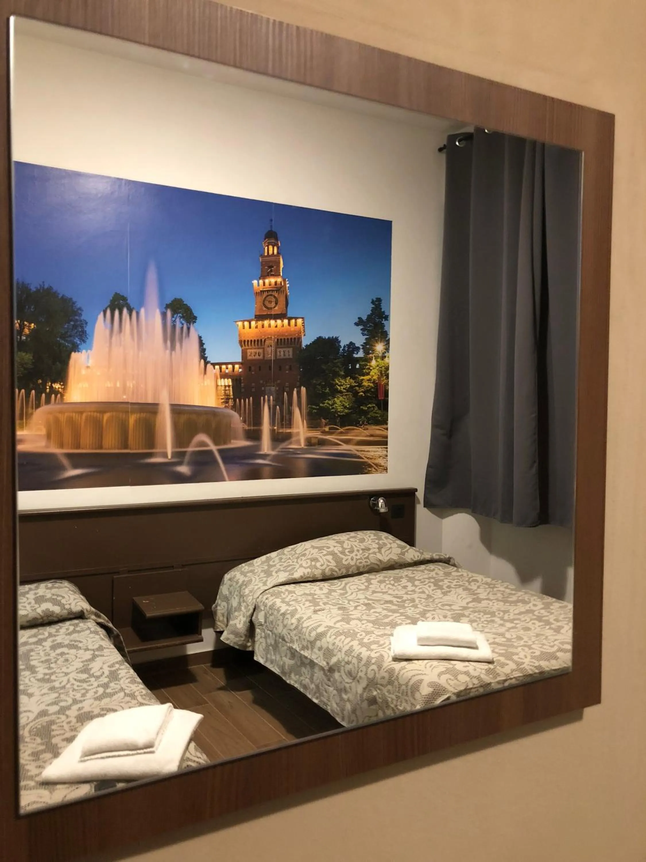 Bed in Albergo Corvetto Corso Lodi