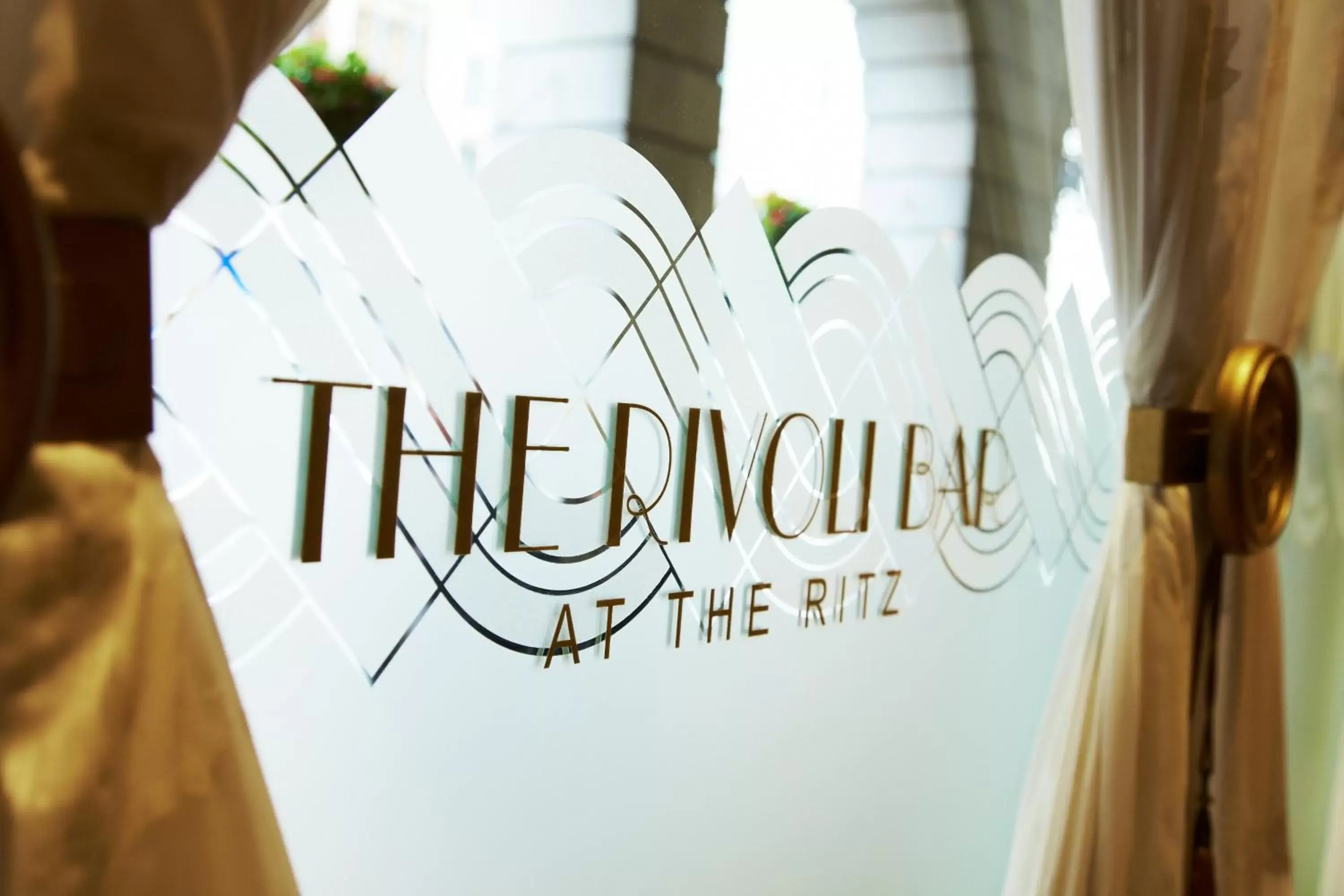 Lounge or bar, Property Logo/Sign in The Ritz London