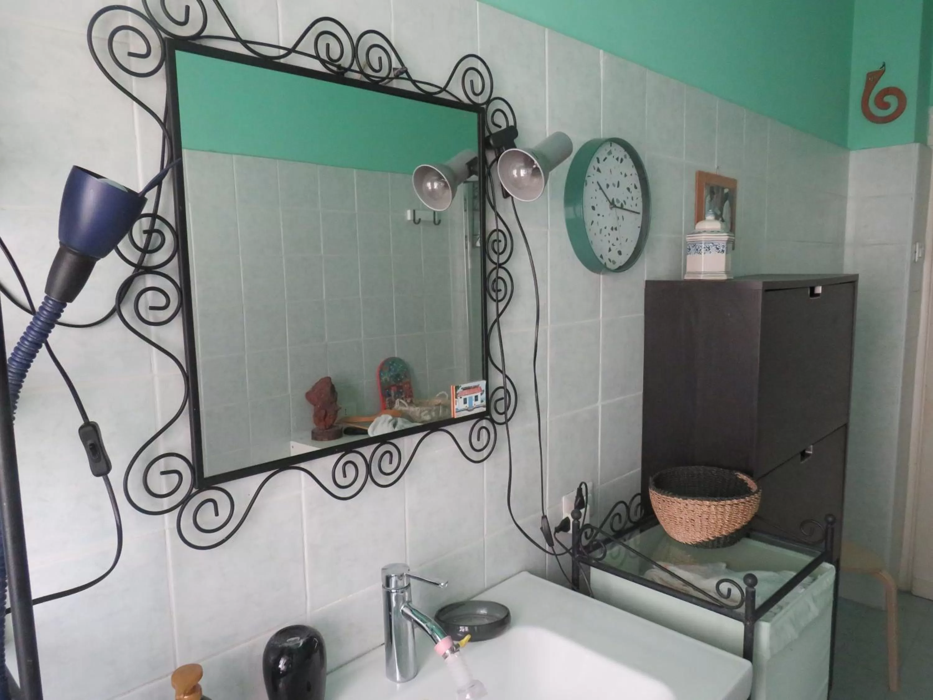 Bathroom in Maddy House