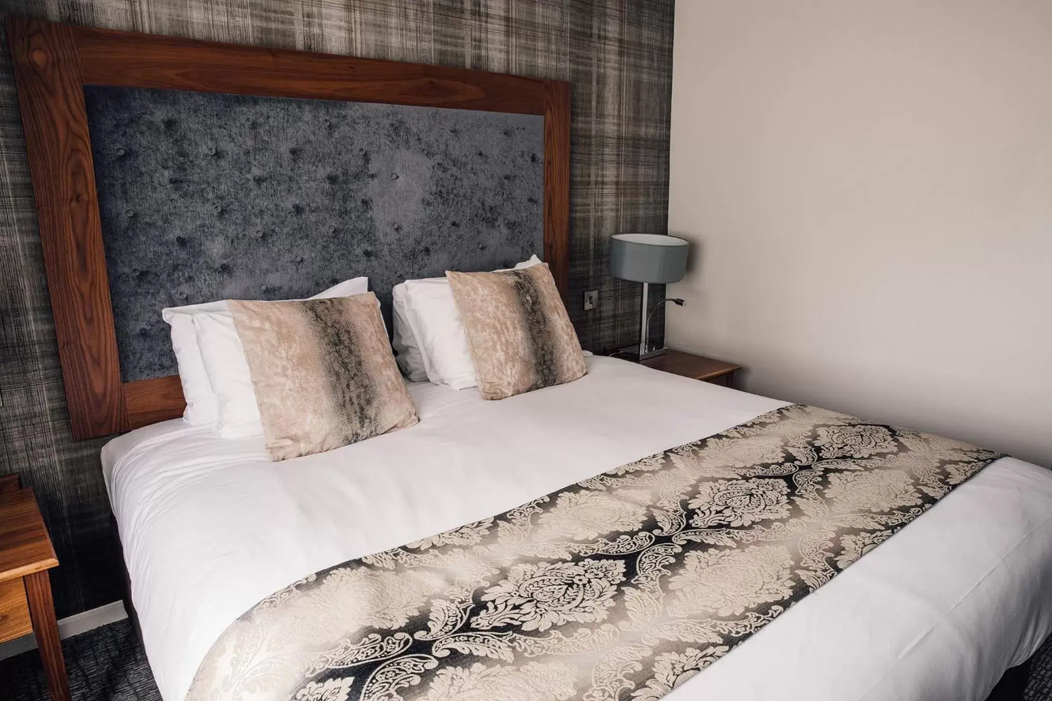 Bed in Manor House Hotel & Spa, Alsager