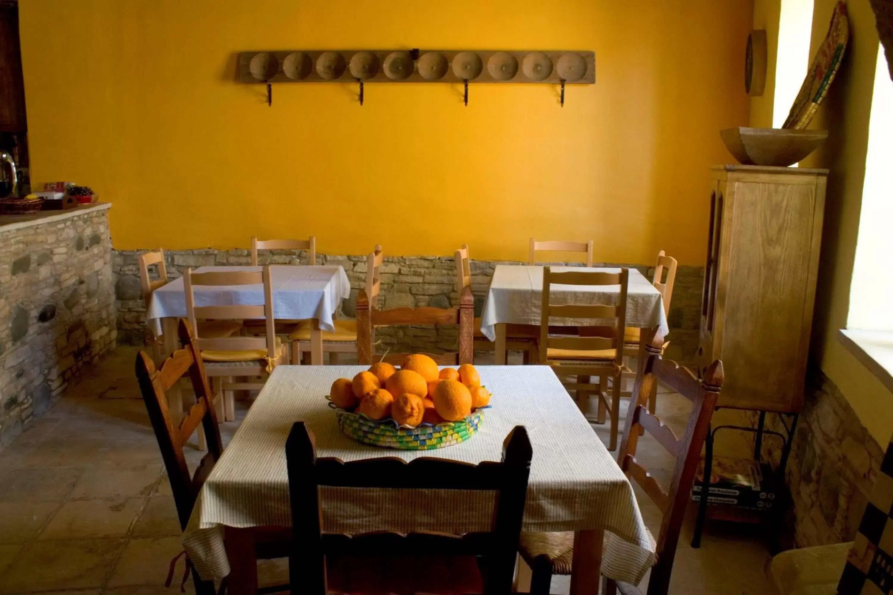 Restaurant/Places to Eat in Aperanti Agrotourism