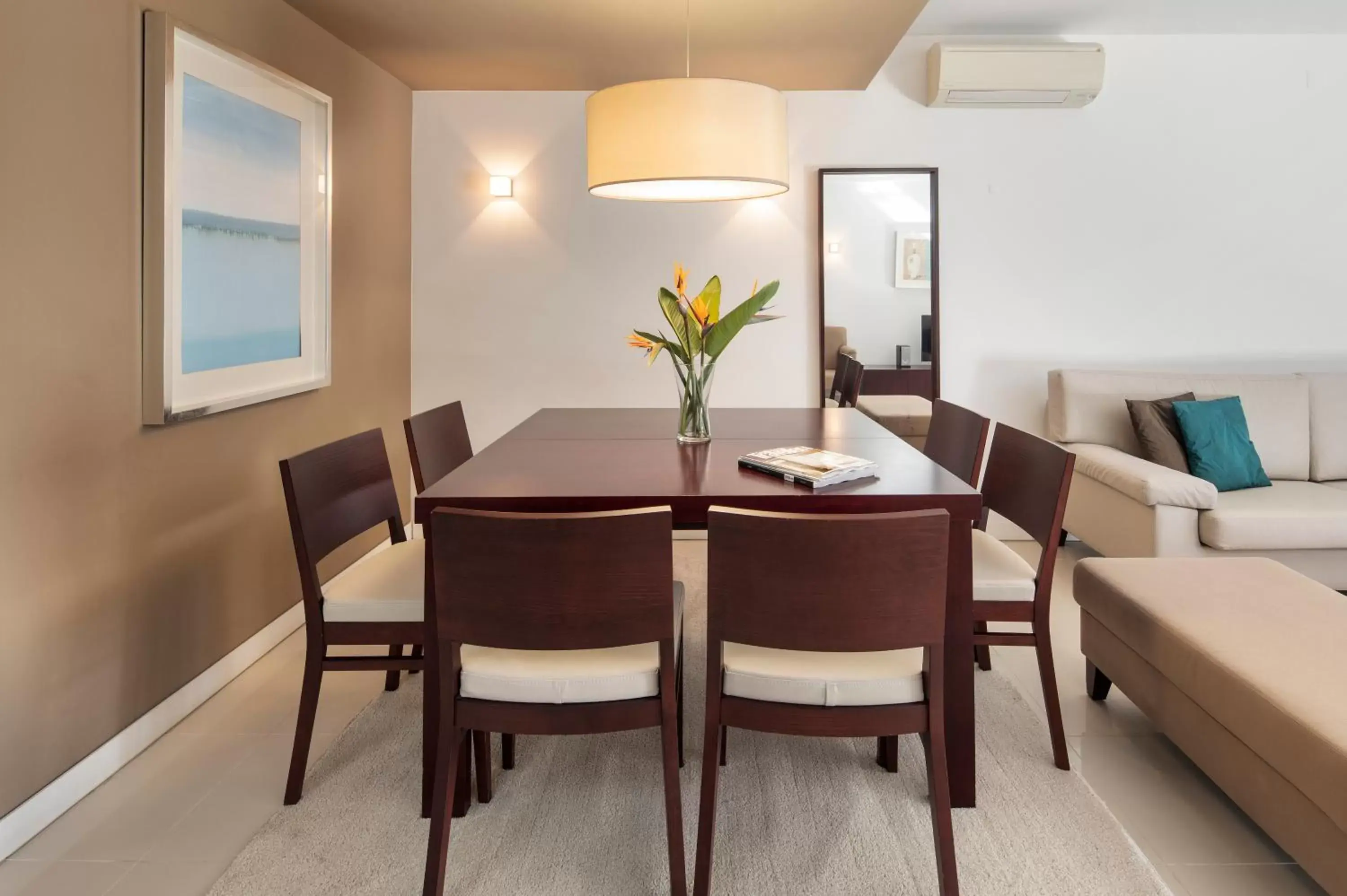 Dining Area in Belmar Spa & Beach Resort