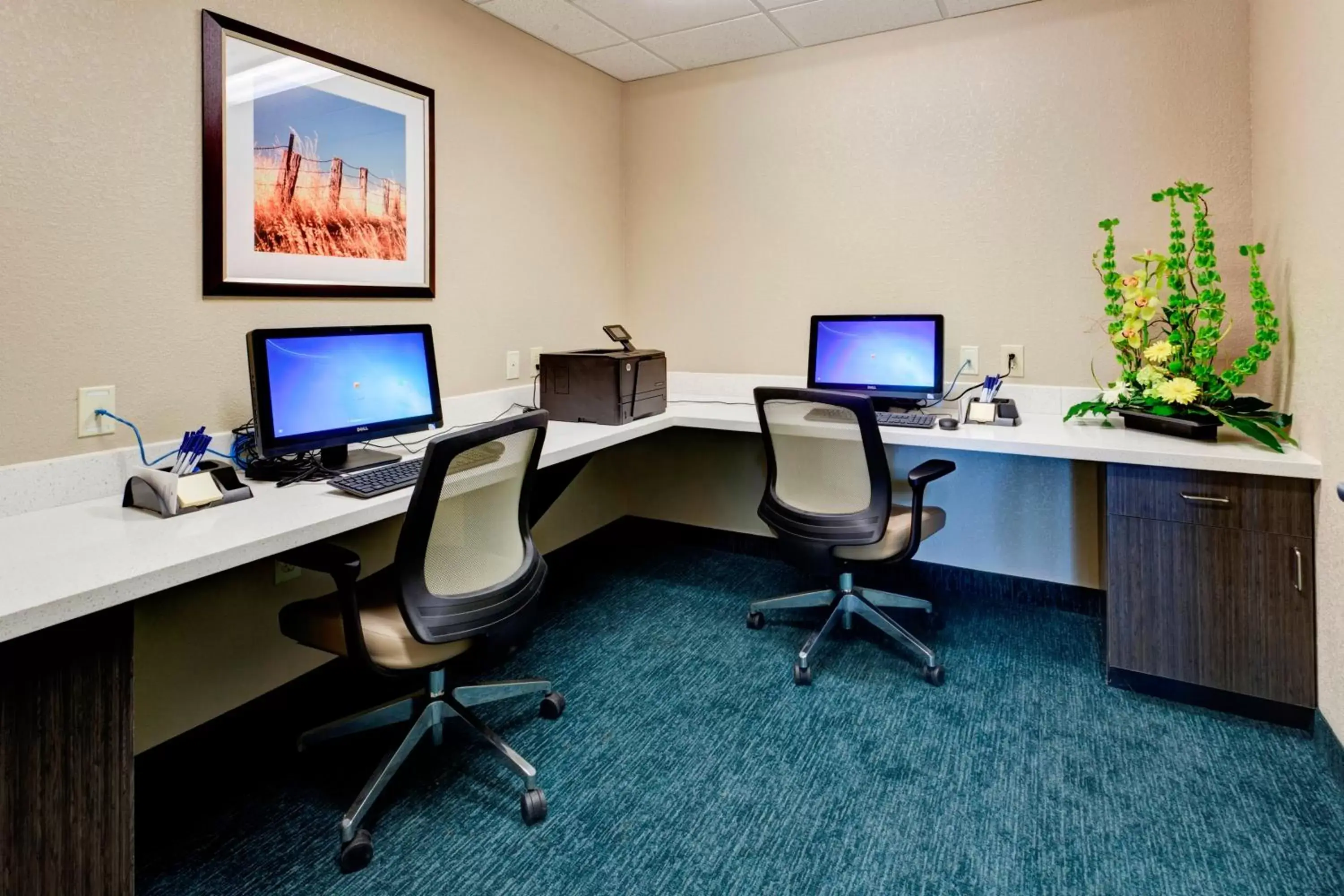 Lobby or reception, Business Area/Conference Room in Candlewood Suites Manhattan, an IHG Hotel