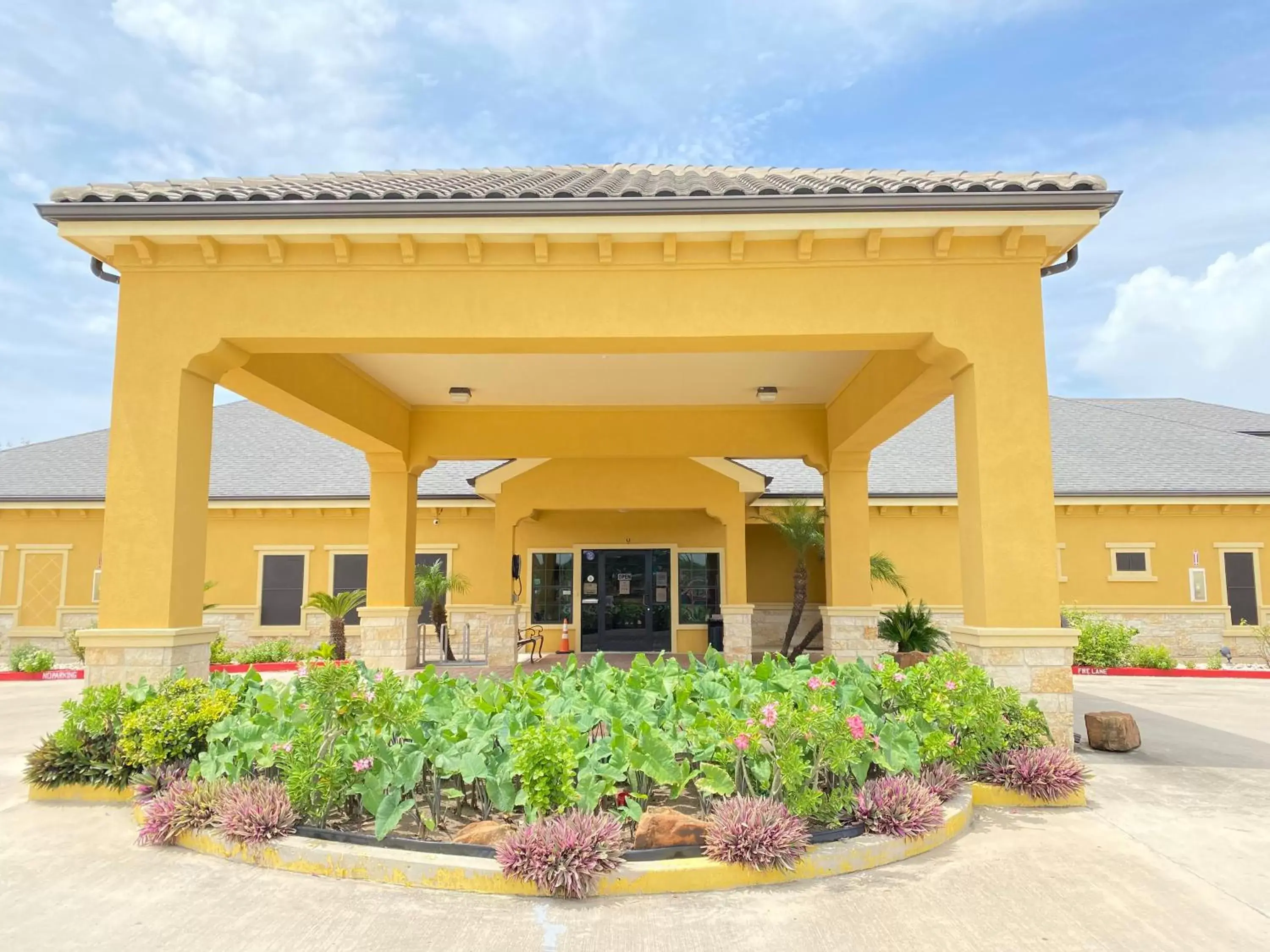 Property building in Weslaco Inn - Weslaco/Mercedes