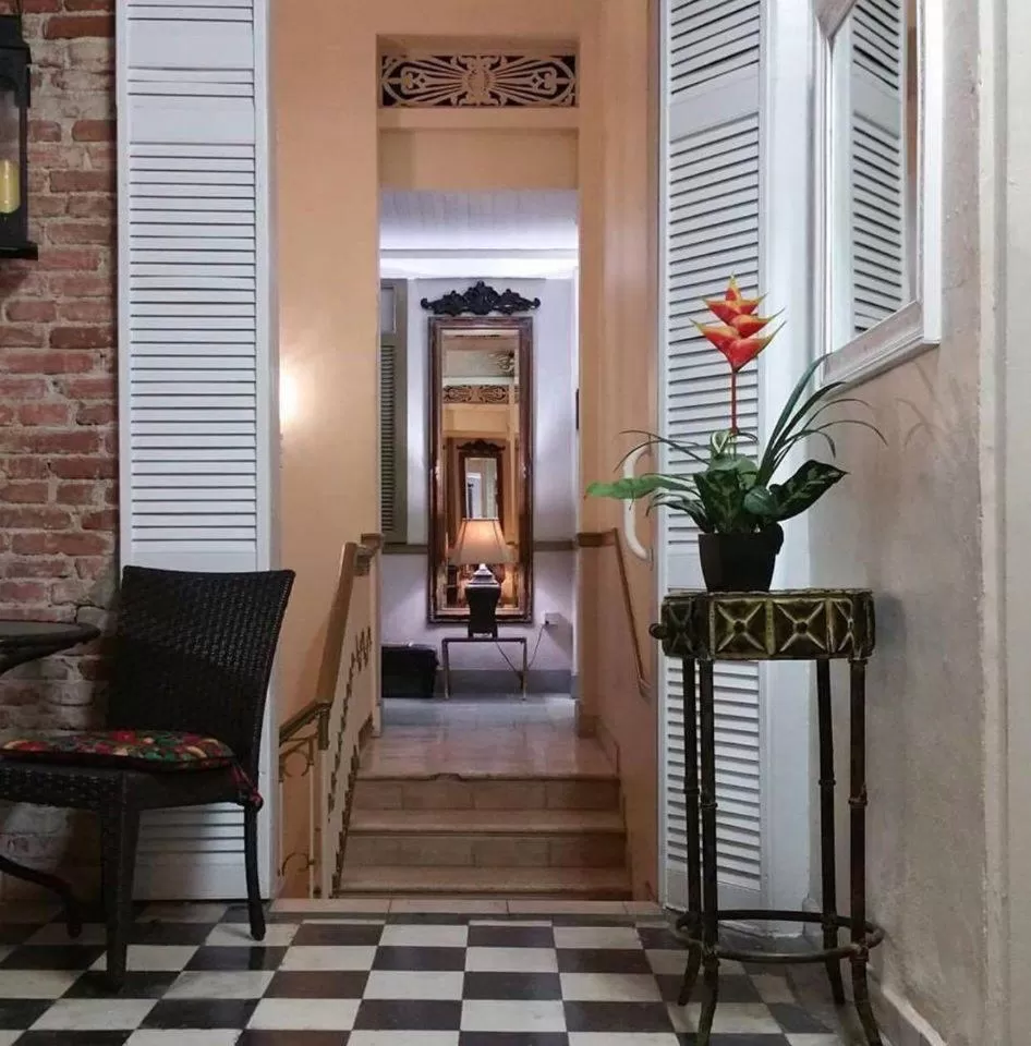 Facade/entrance, Bed in Boutique Hotel Belgica