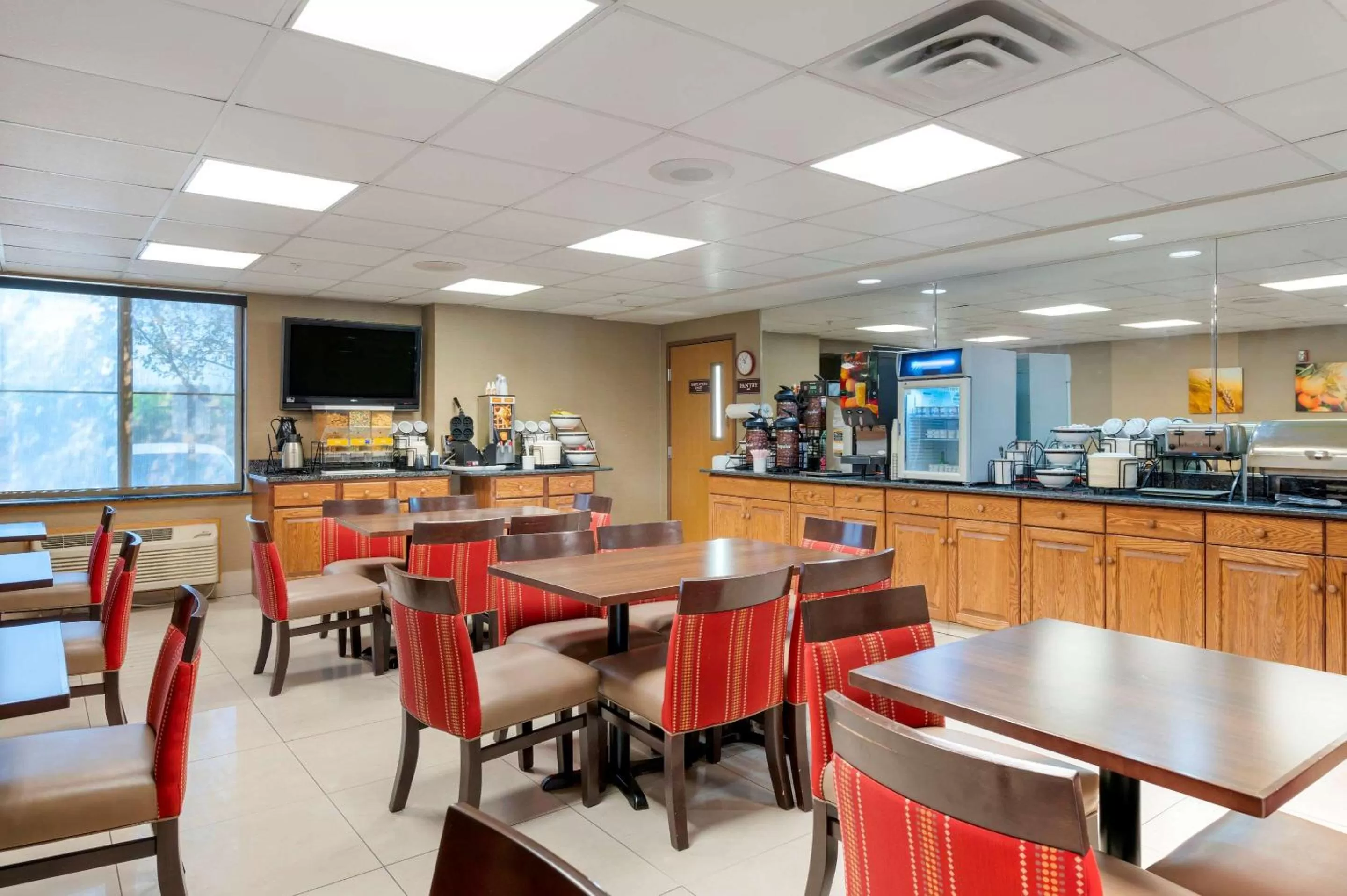 Restaurant/places to eat in Comfort Inn Anderson South