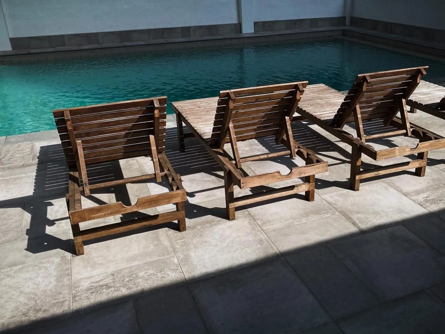 Swimming pool in Watana Hotel