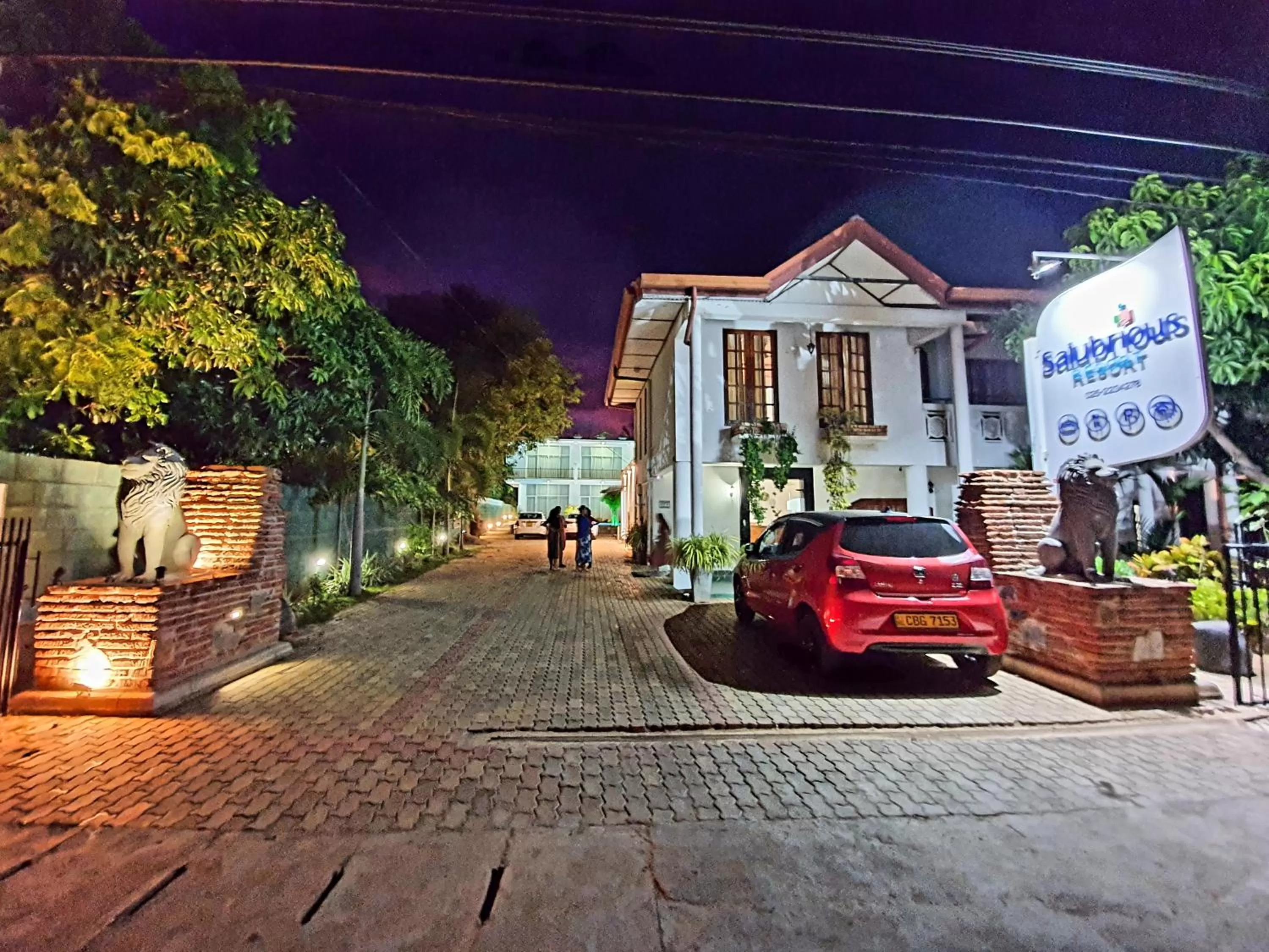 Facade/entrance in Salubrious Resort