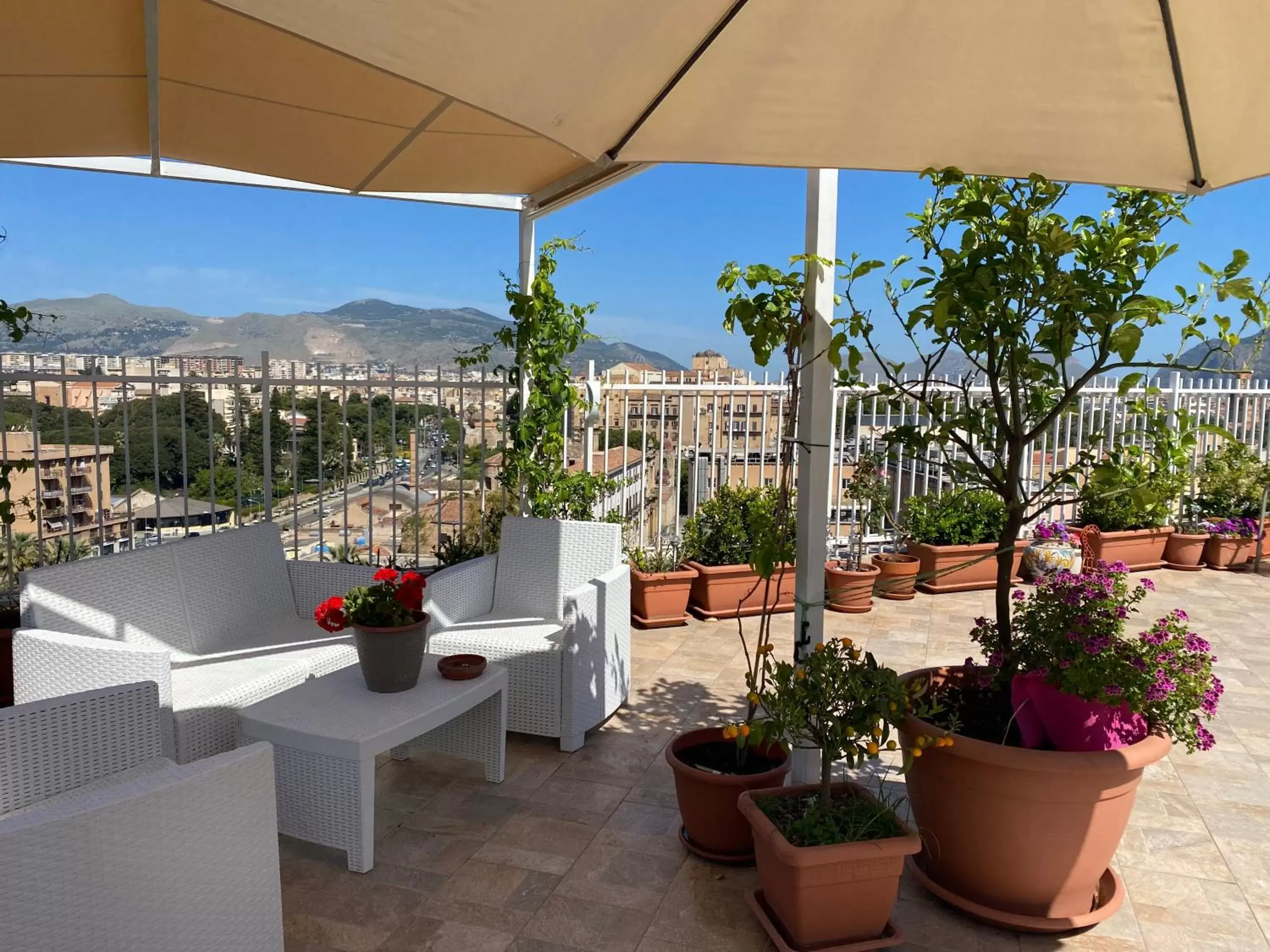 Balcony/Terrace in LeAlbe di Sicilia