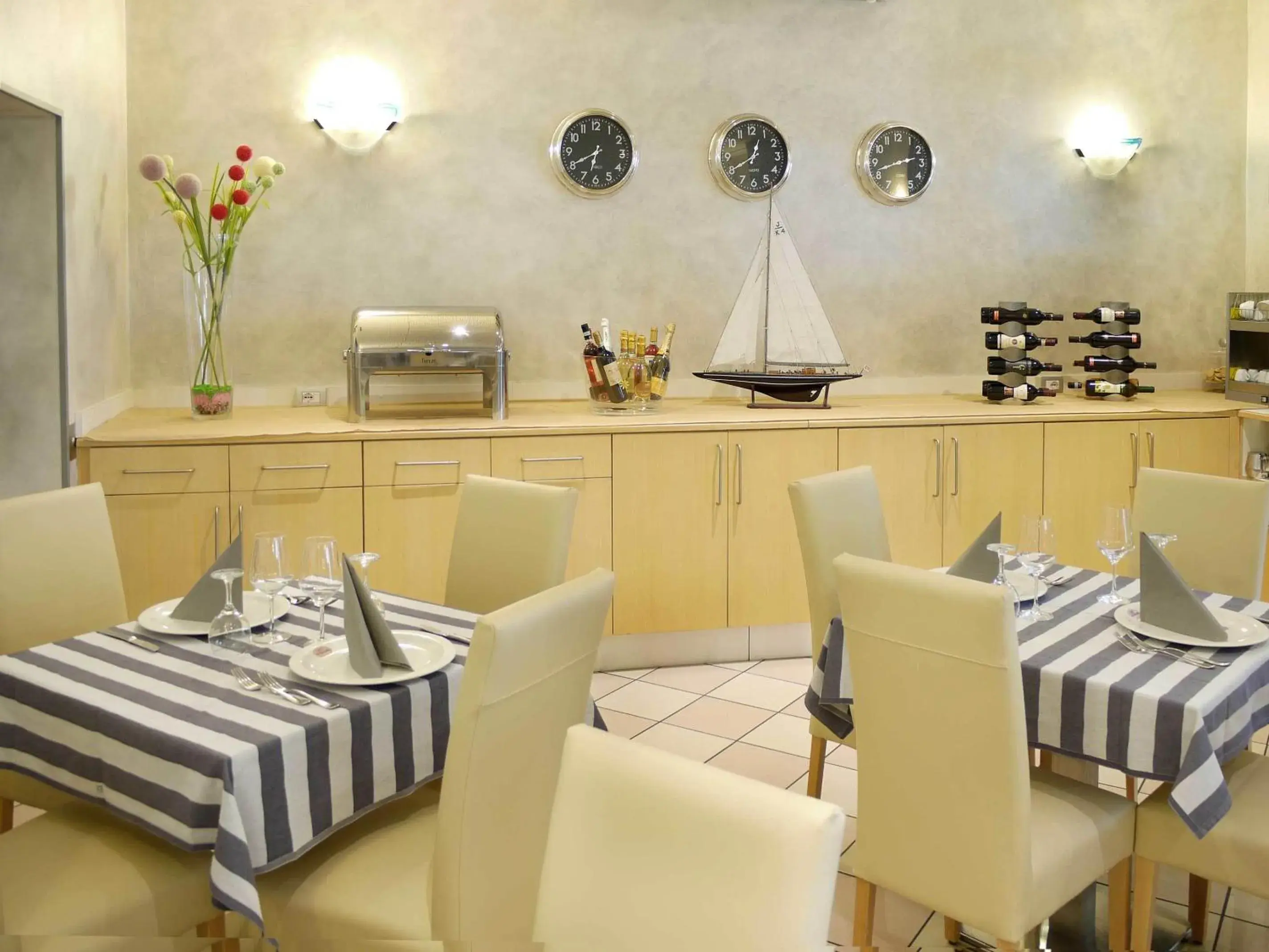Restaurant/Places to Eat in Hotel Storione