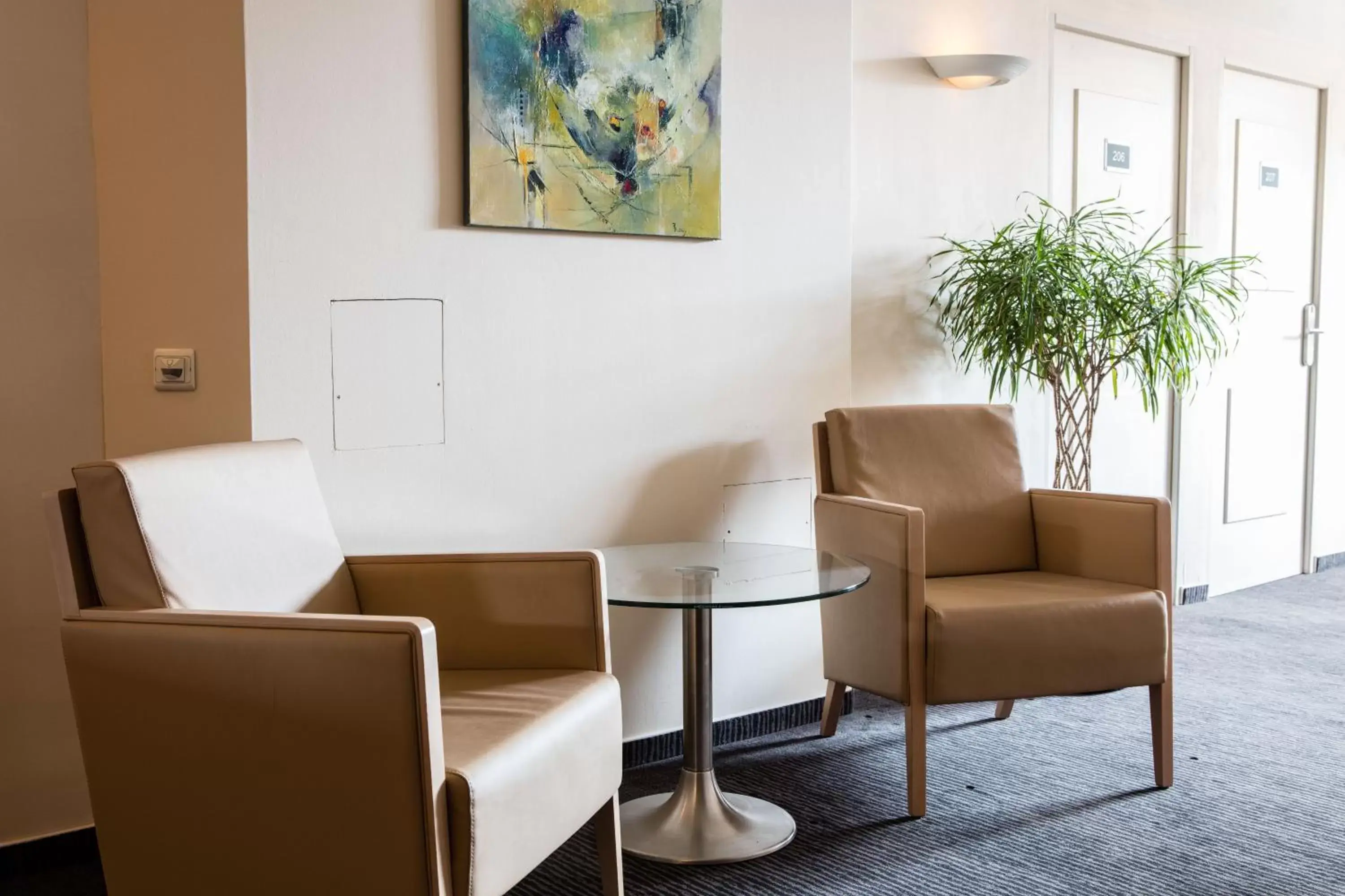 Bed in Hôtel Rotonde Aix-en-Provence centre Bed in Hôtel Rotonde Aix-en-Provence centre