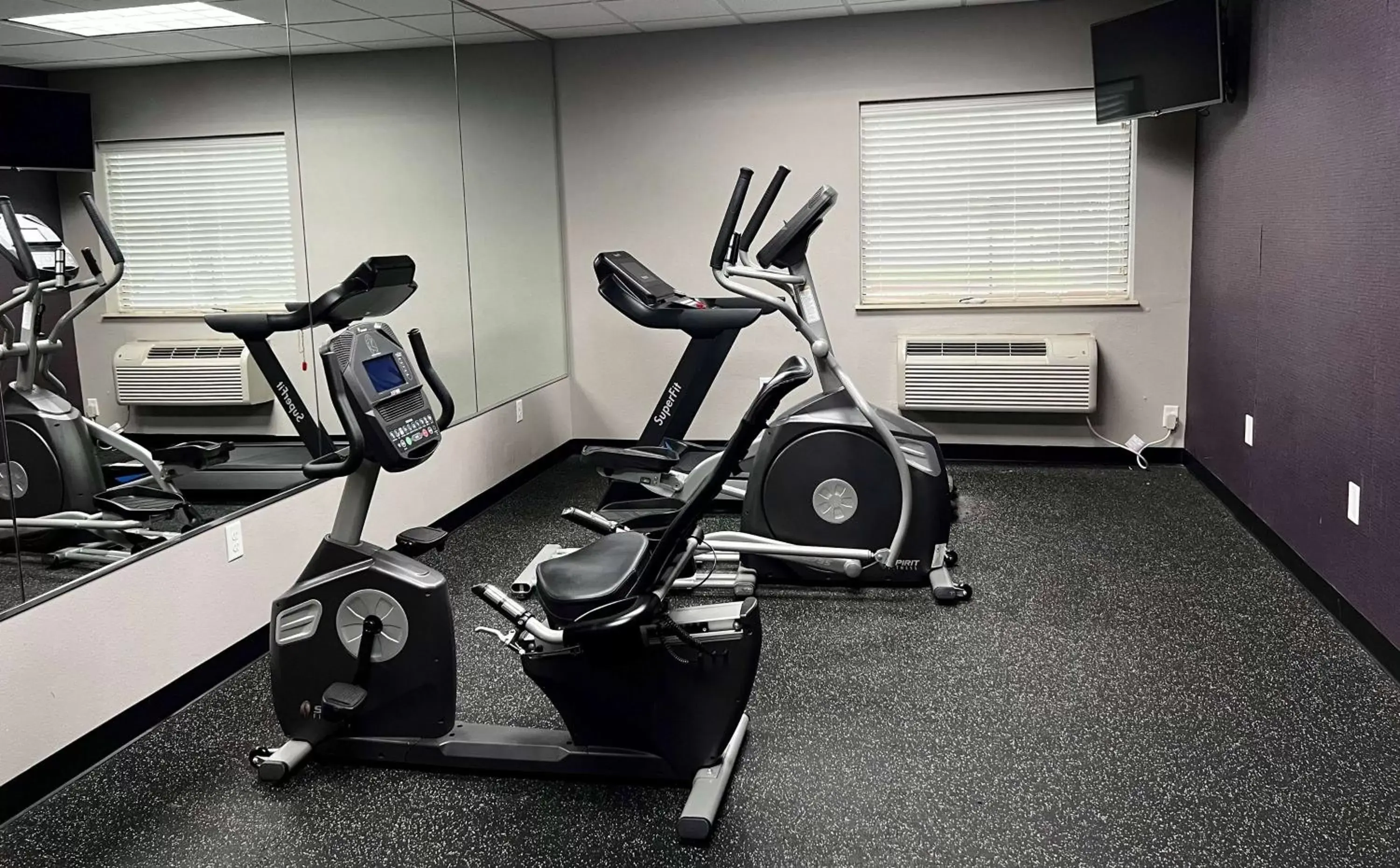 Fitness centre/facilities, Fitness Center/Facilities in Baymont by Wyndham College Station
