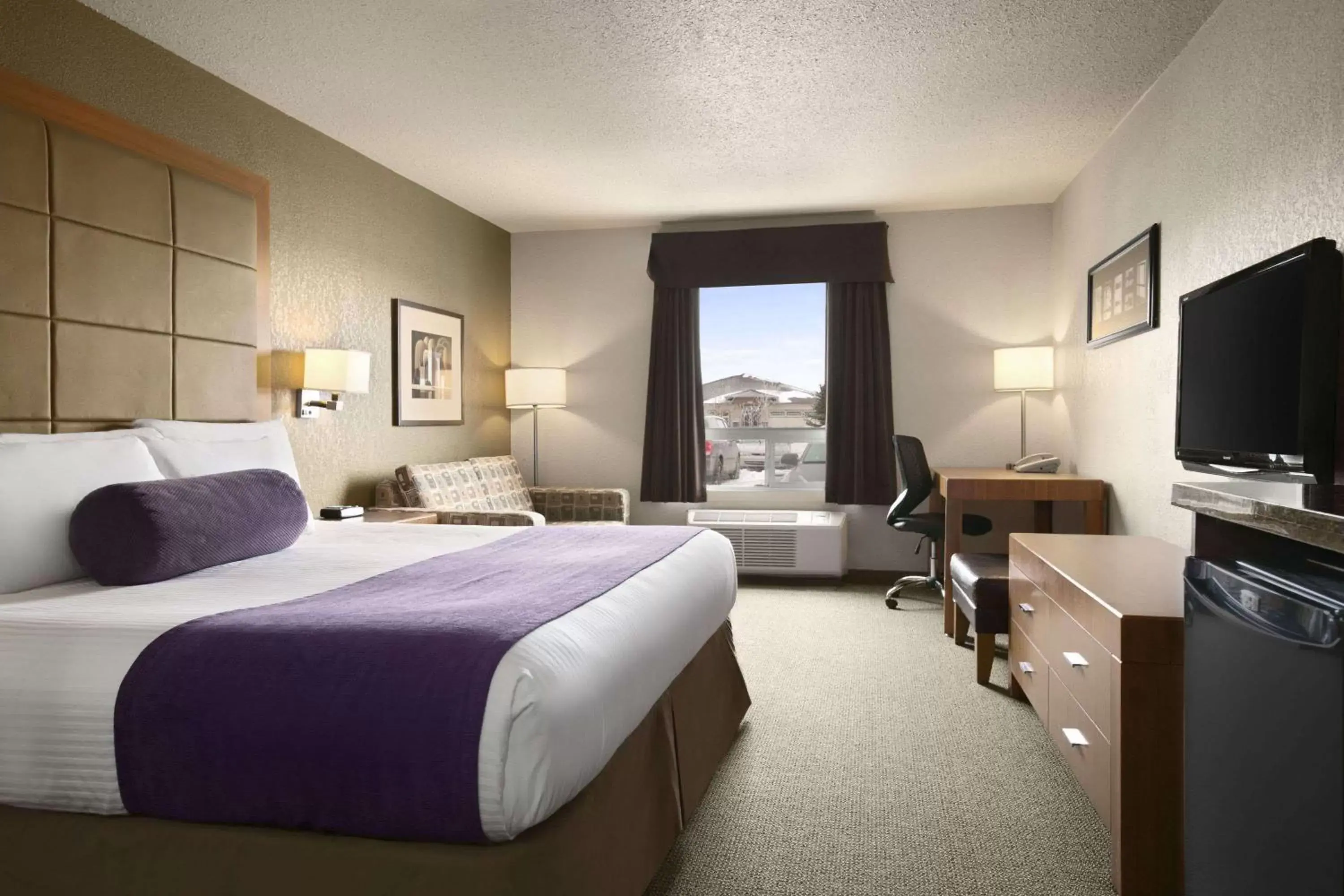Photo of the whole room in Days Inn by Wyndham Regina