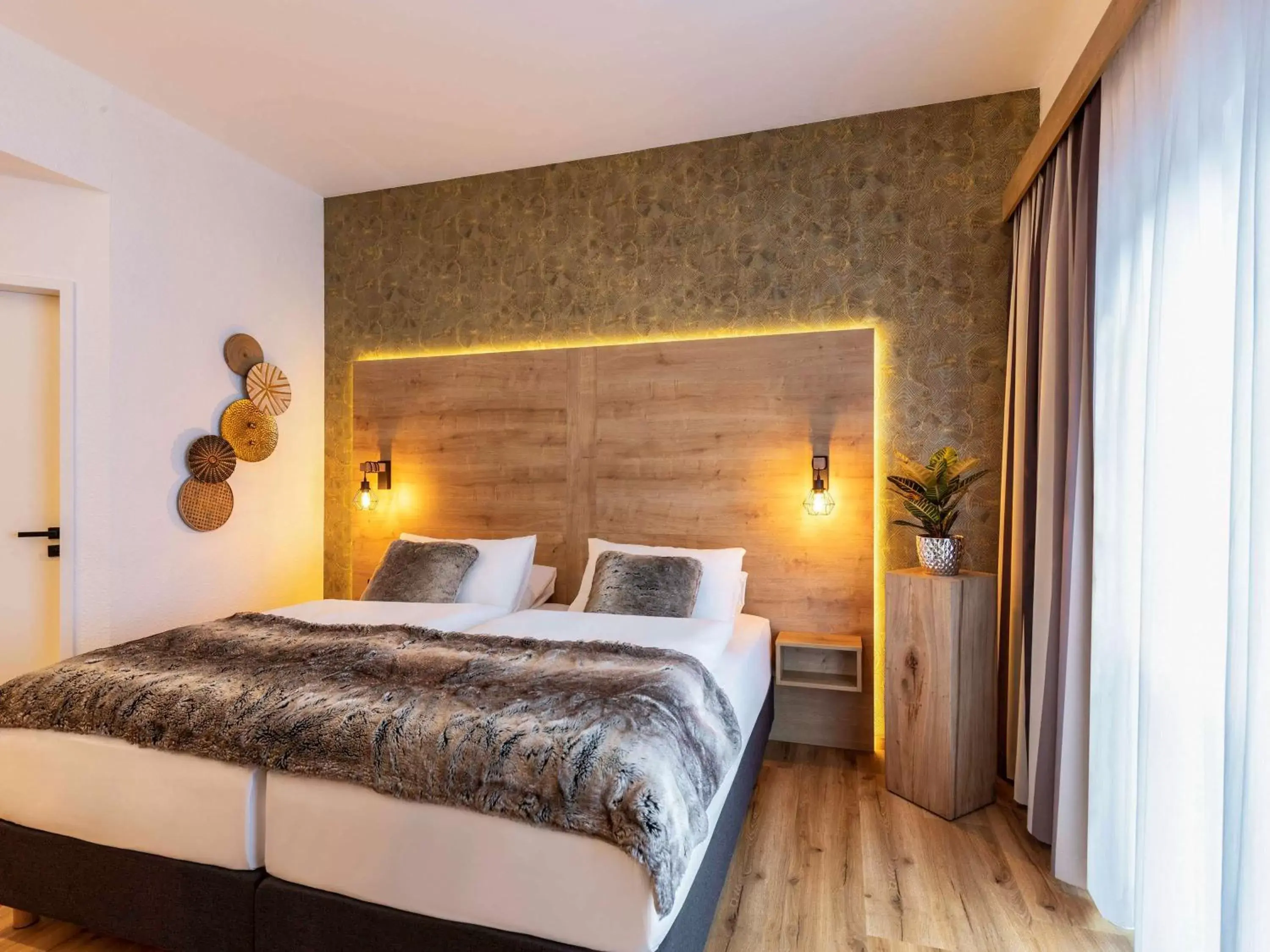 Bedroom, Bed in Mercure Hotel Bad Oeynhausen City