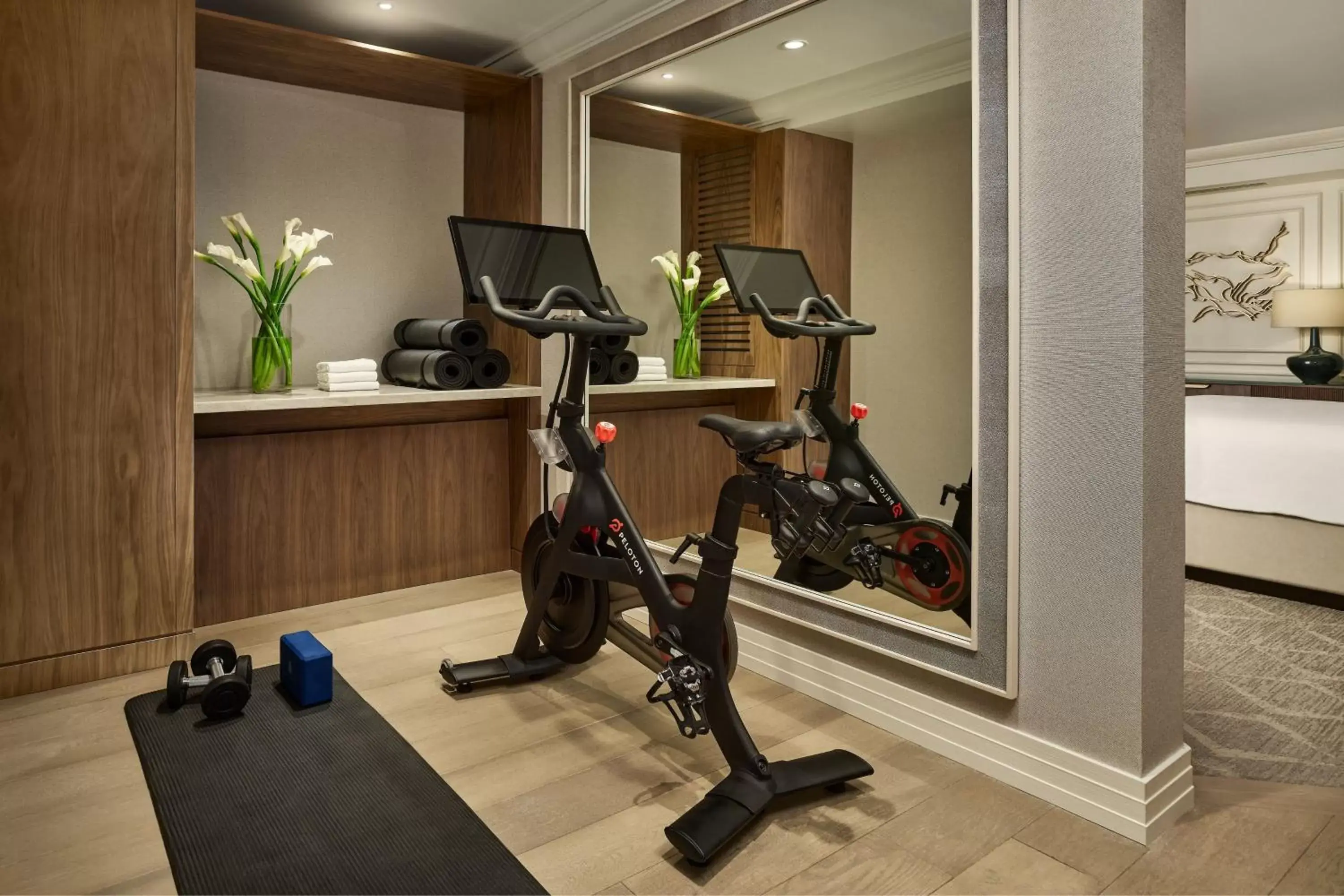 Bedroom, Fitness Center/Facilities in The Ritz-Carlton, Denver