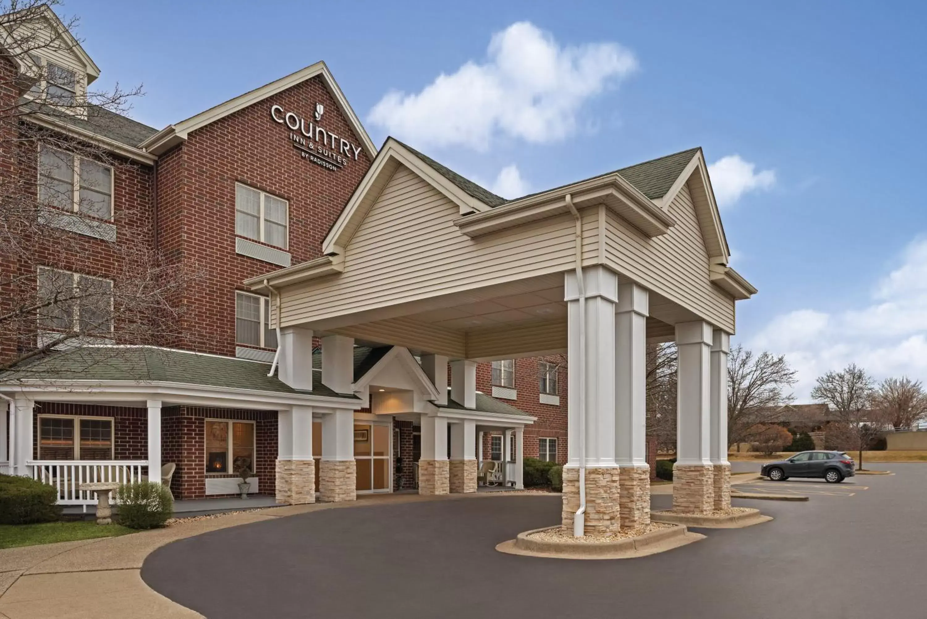 Facade/entrance, Property Building in Country Inn & Suites by Radisson, Schaumburg, IL