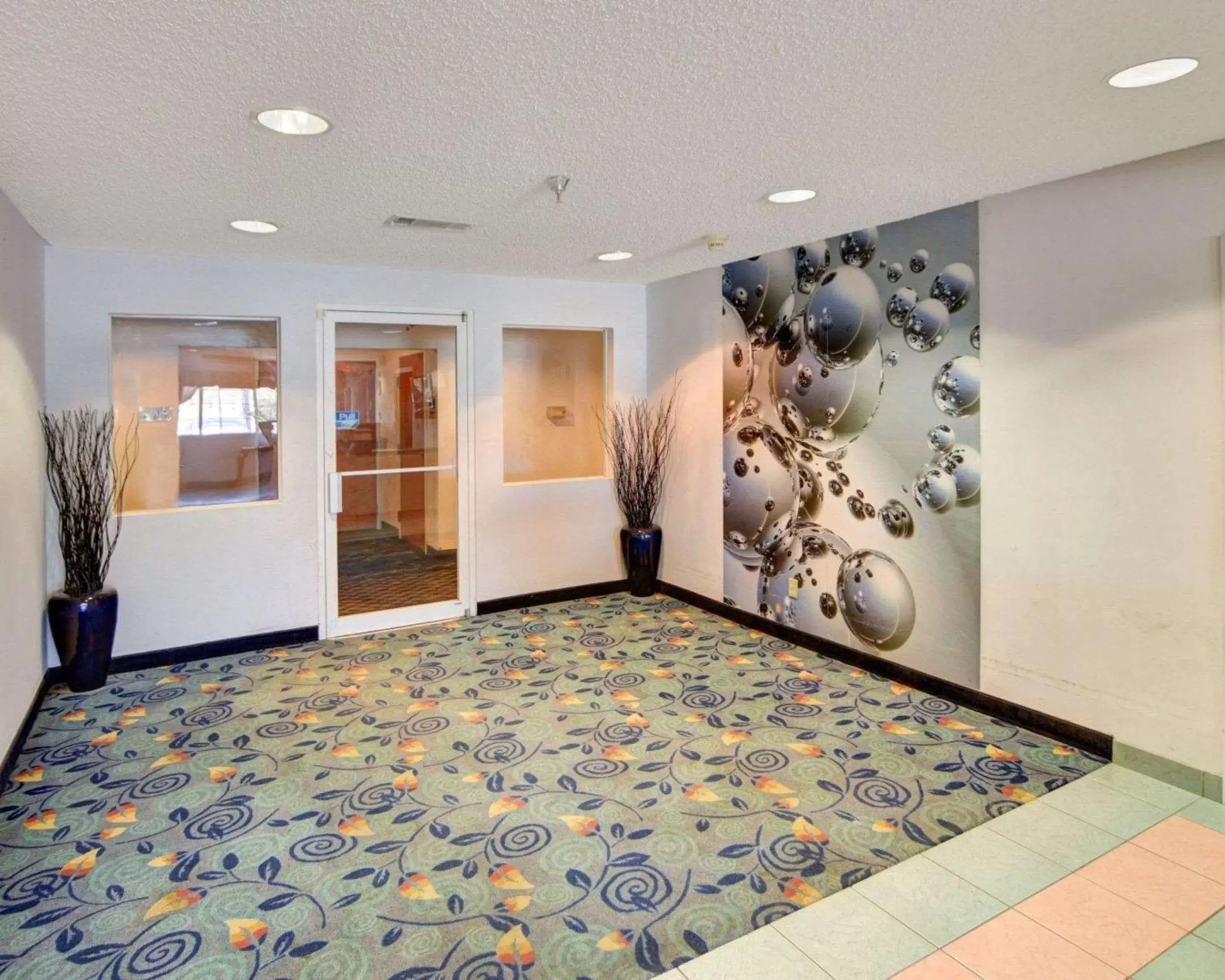 Lobby or reception in Rodeway Inn & Suites Lewisville I-35