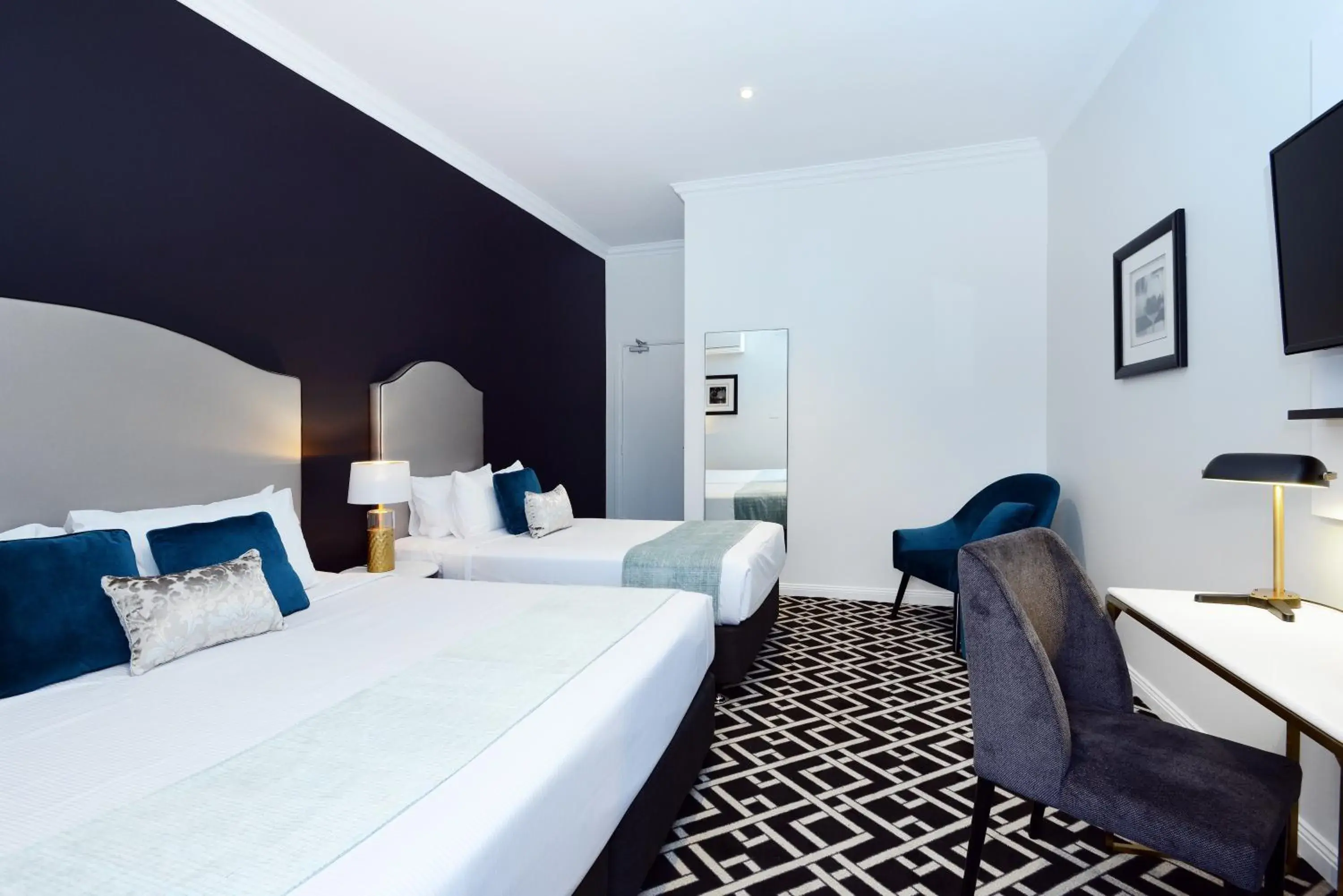 Photo of the whole room, Bed in High Cross Randwick by Sydney Lodges