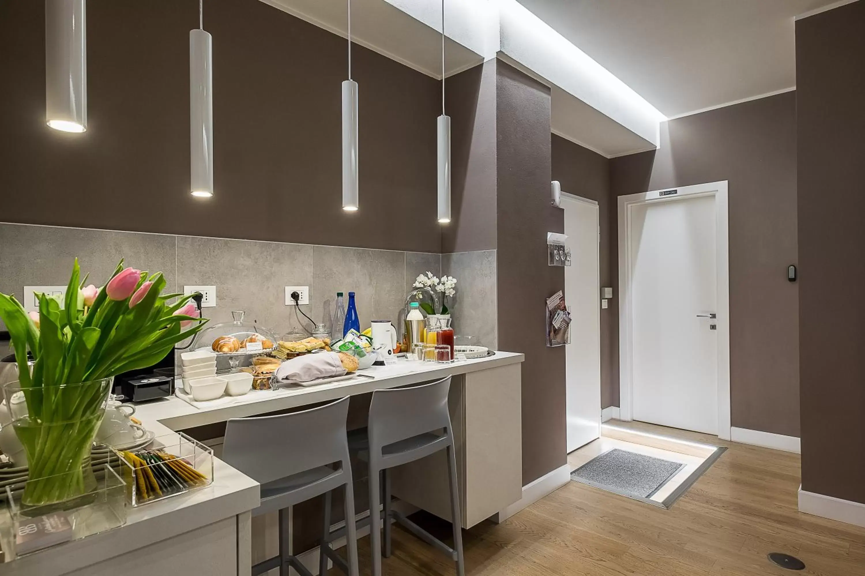 Kitchen/Kitchenette in B&B Galleria Cavour