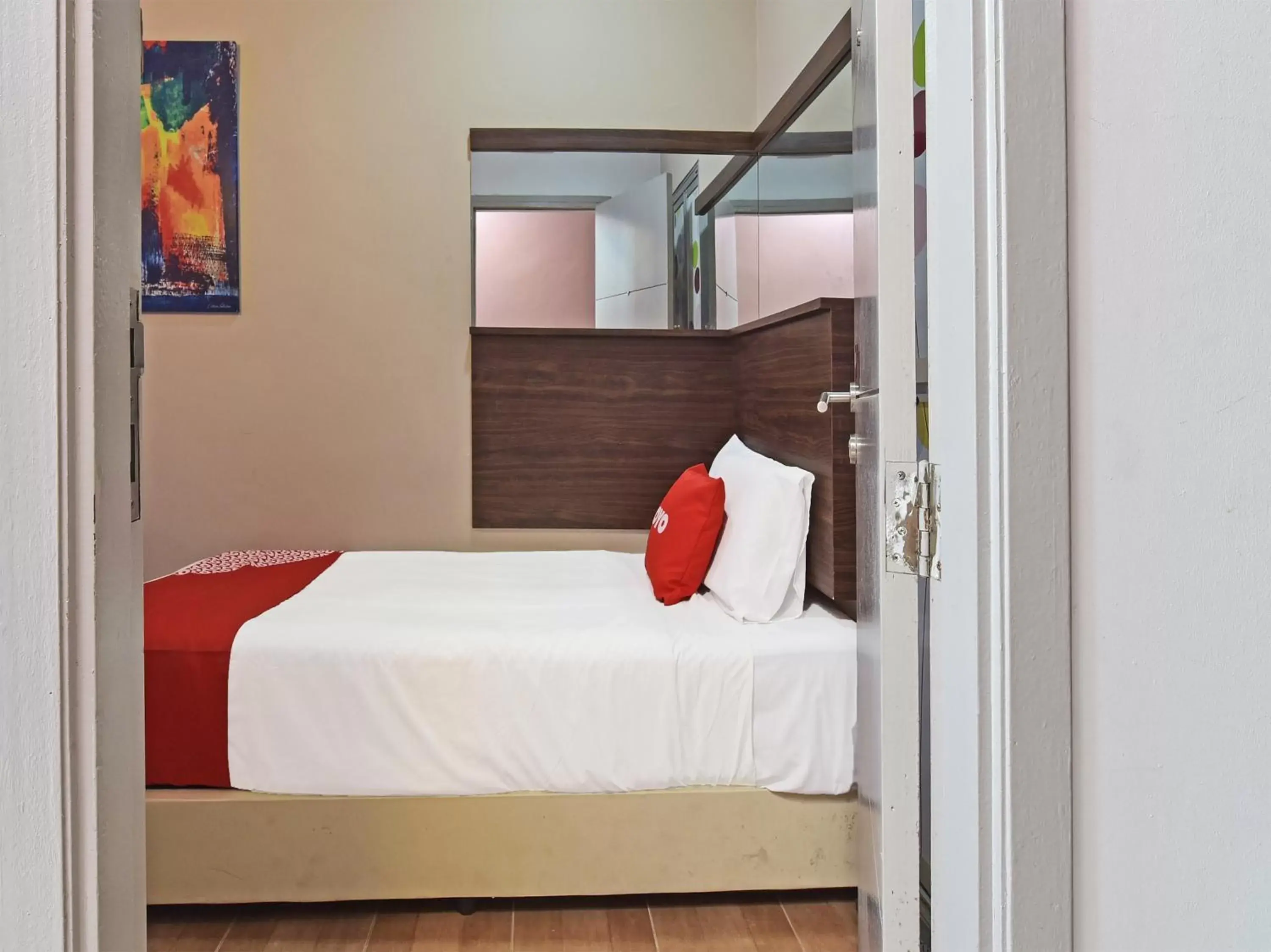 Bed in OYO 768 Fajar Baru Boutique Hotel