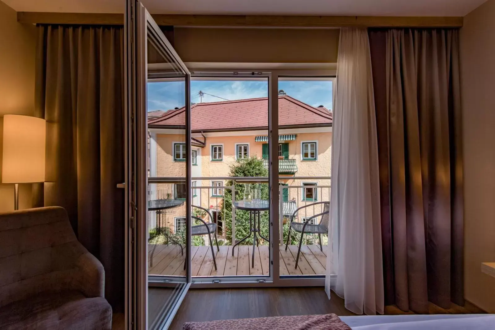 Double Room - single occupancy - Disability Access in Hotel Krone Double Room - single occupancy - Disability Access in Hotel Krone