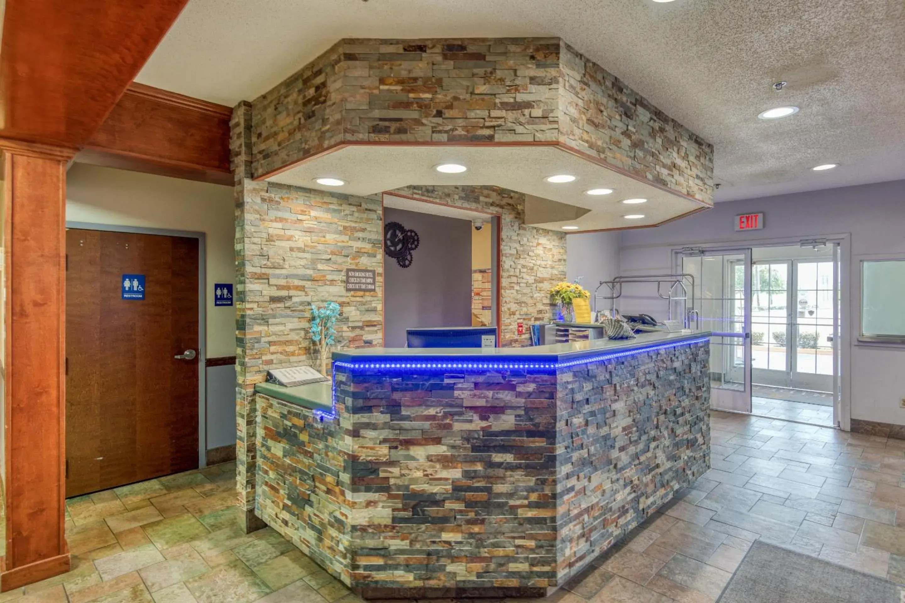 Lobby or reception, Lobby/Reception in Trident Inn & Suites, Baton Rouge